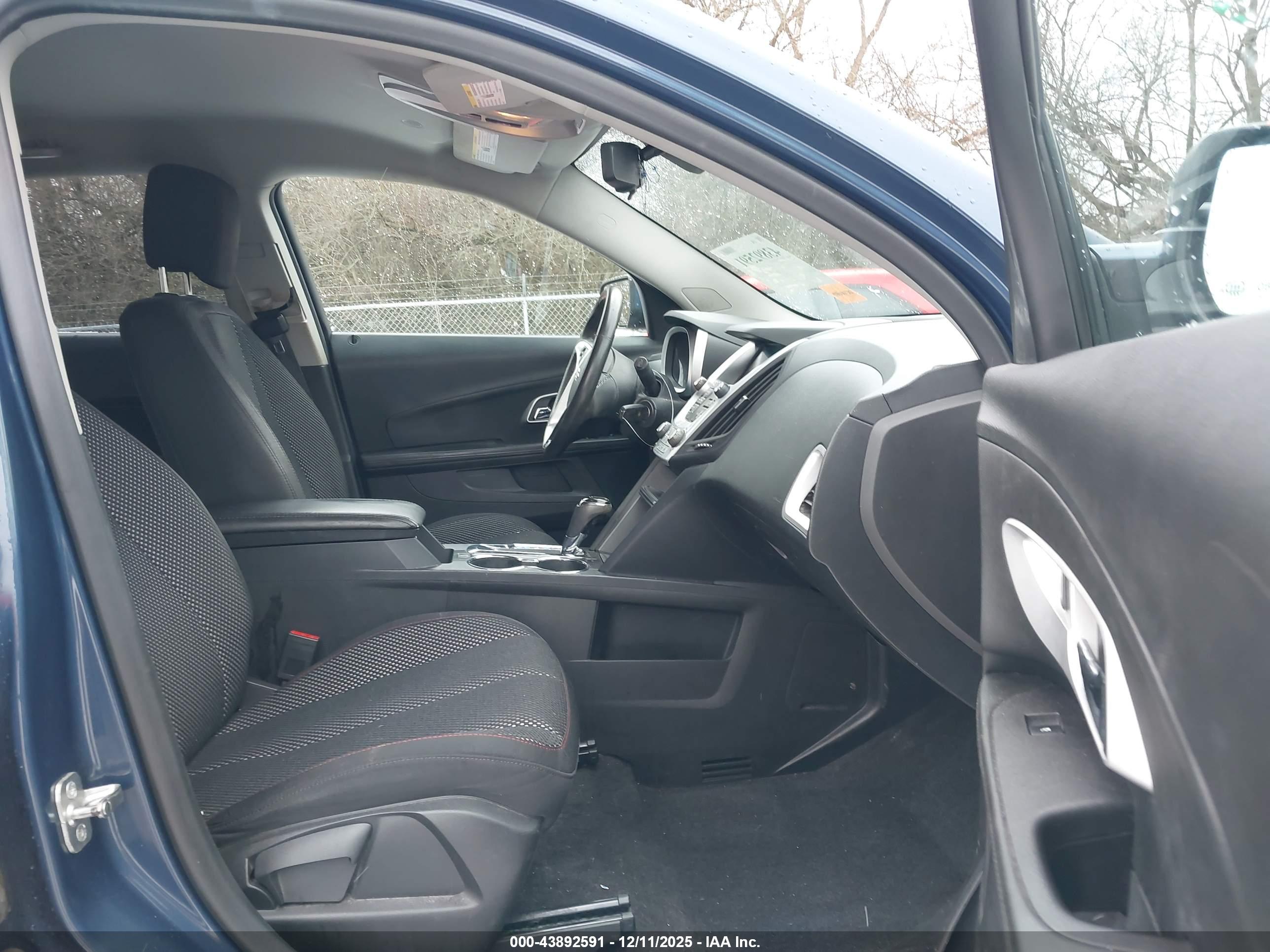 CHEVROLET EQUINOX image 5