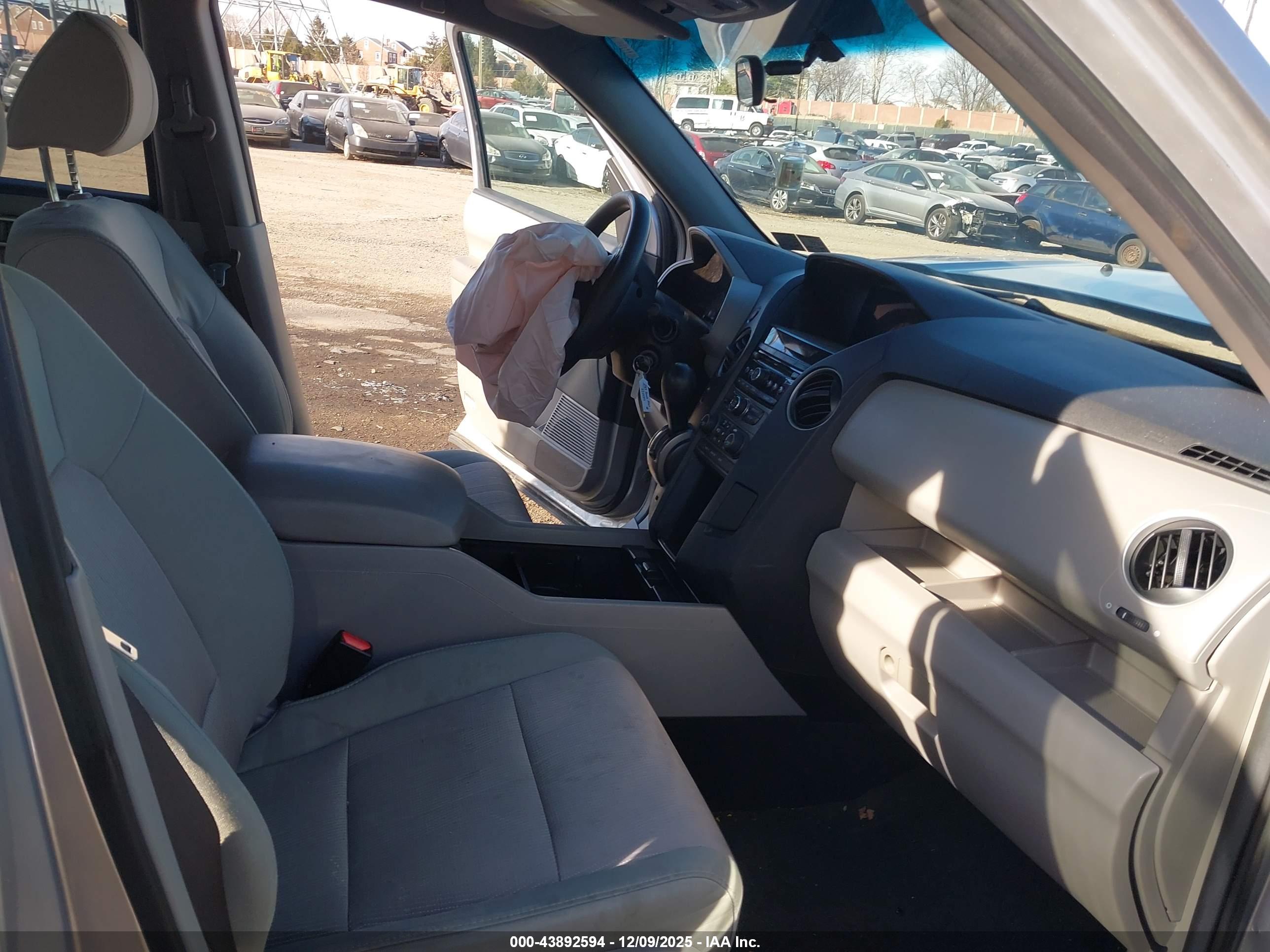 HONDA PILOT image 5