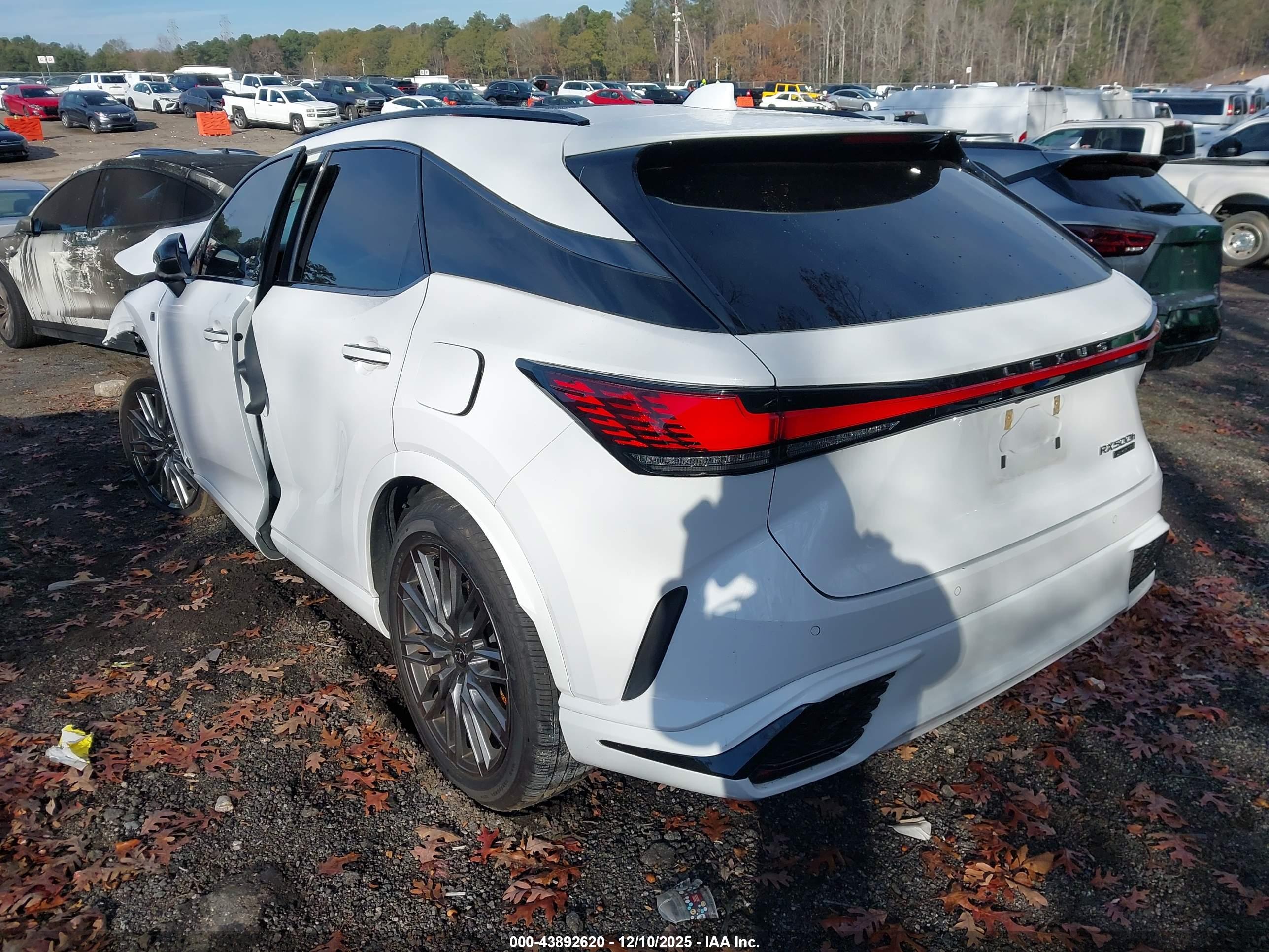 LEXUS RX image 3
