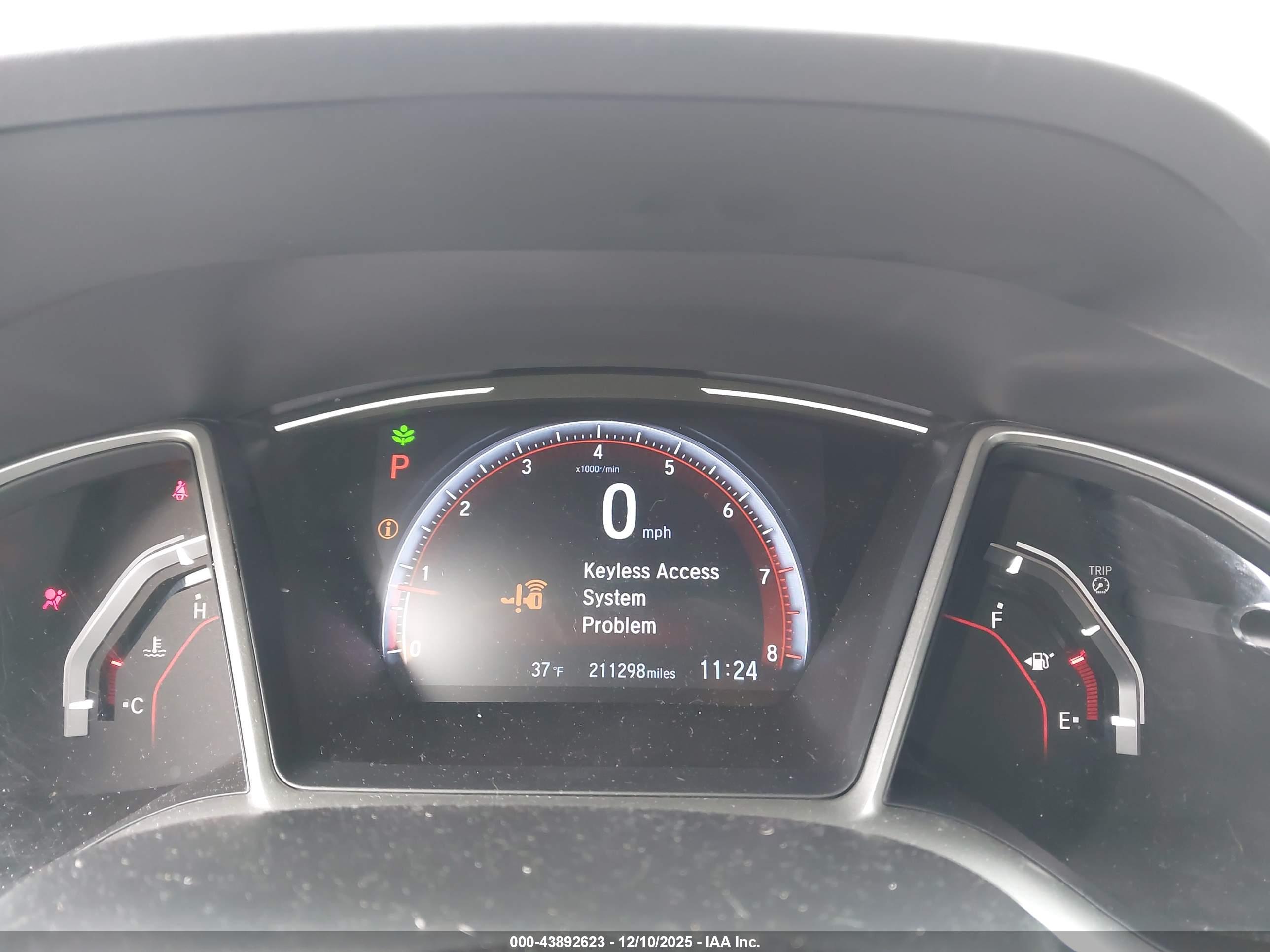 HONDA CIVIC image 7