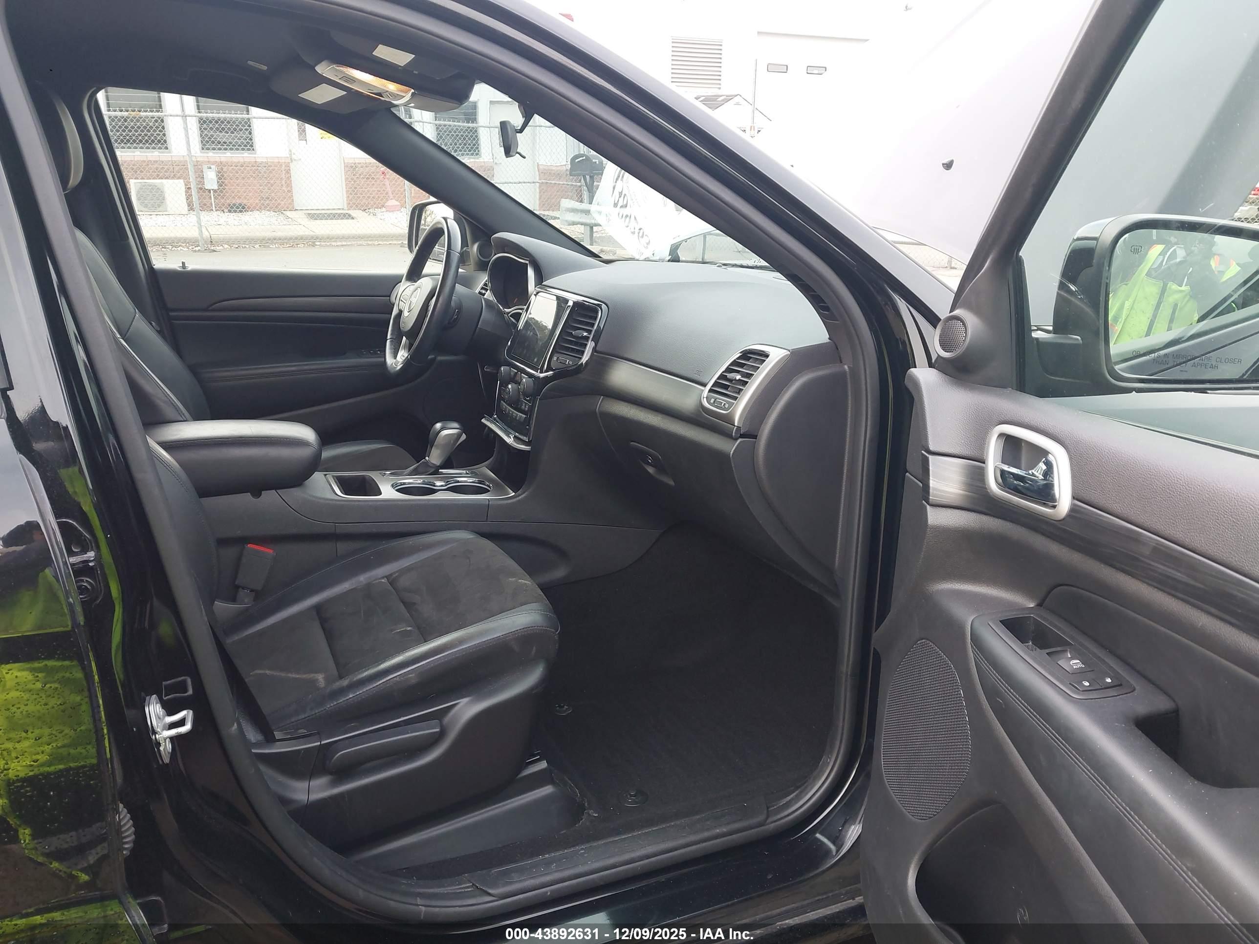 JEEP GRAND image 5