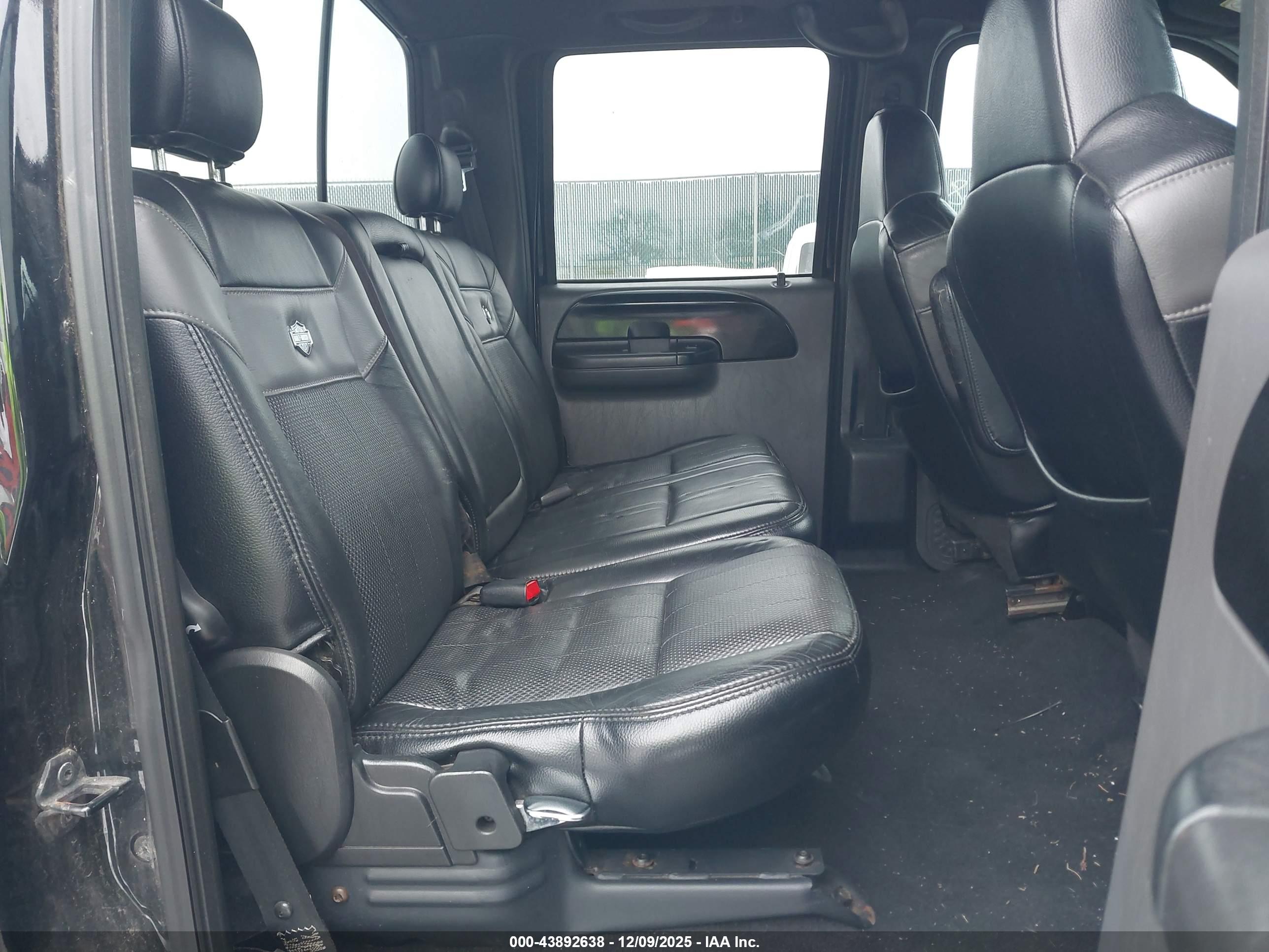 FORD F-350 image 7