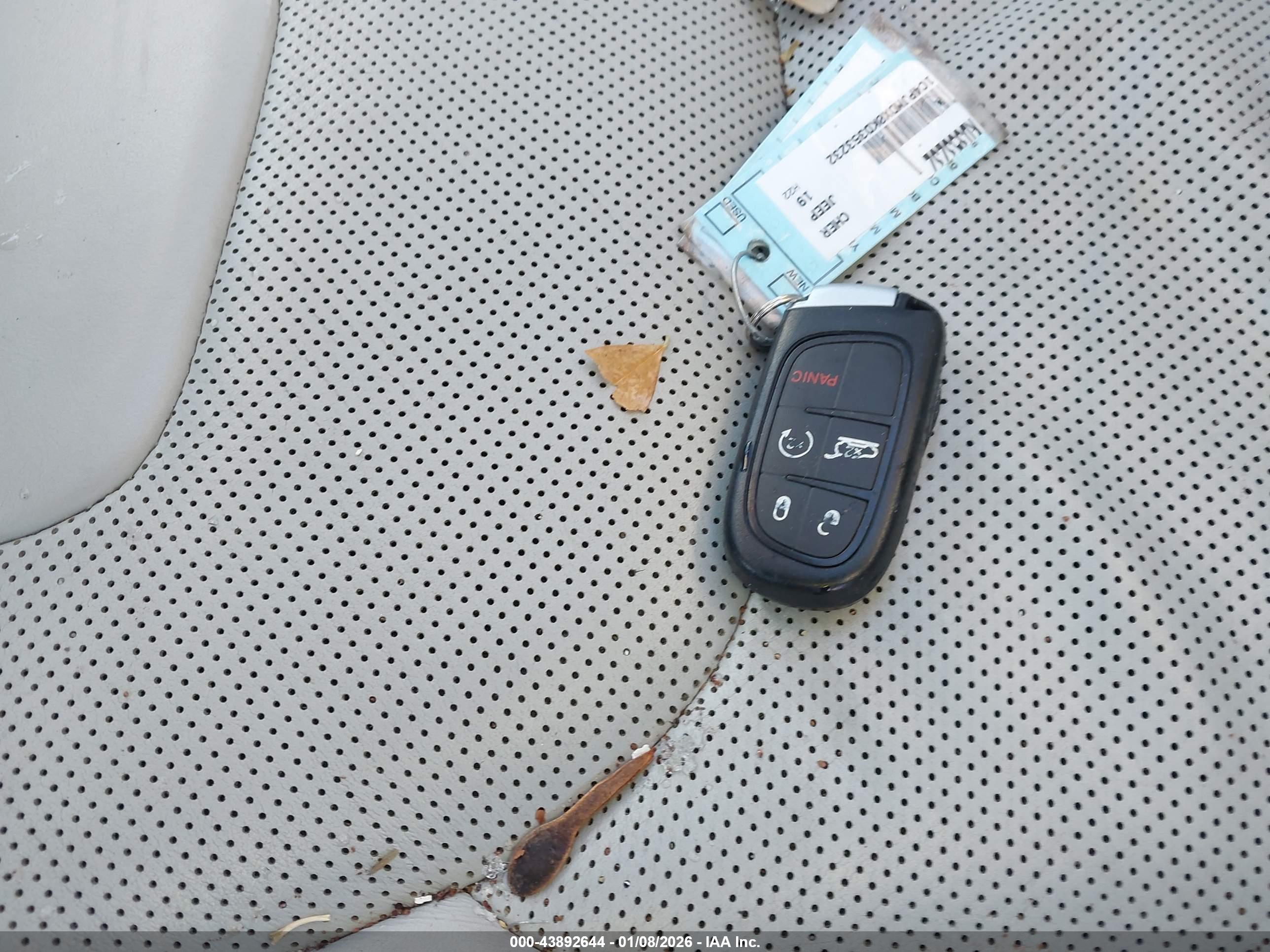 JEEP CHEROKEE image 11
