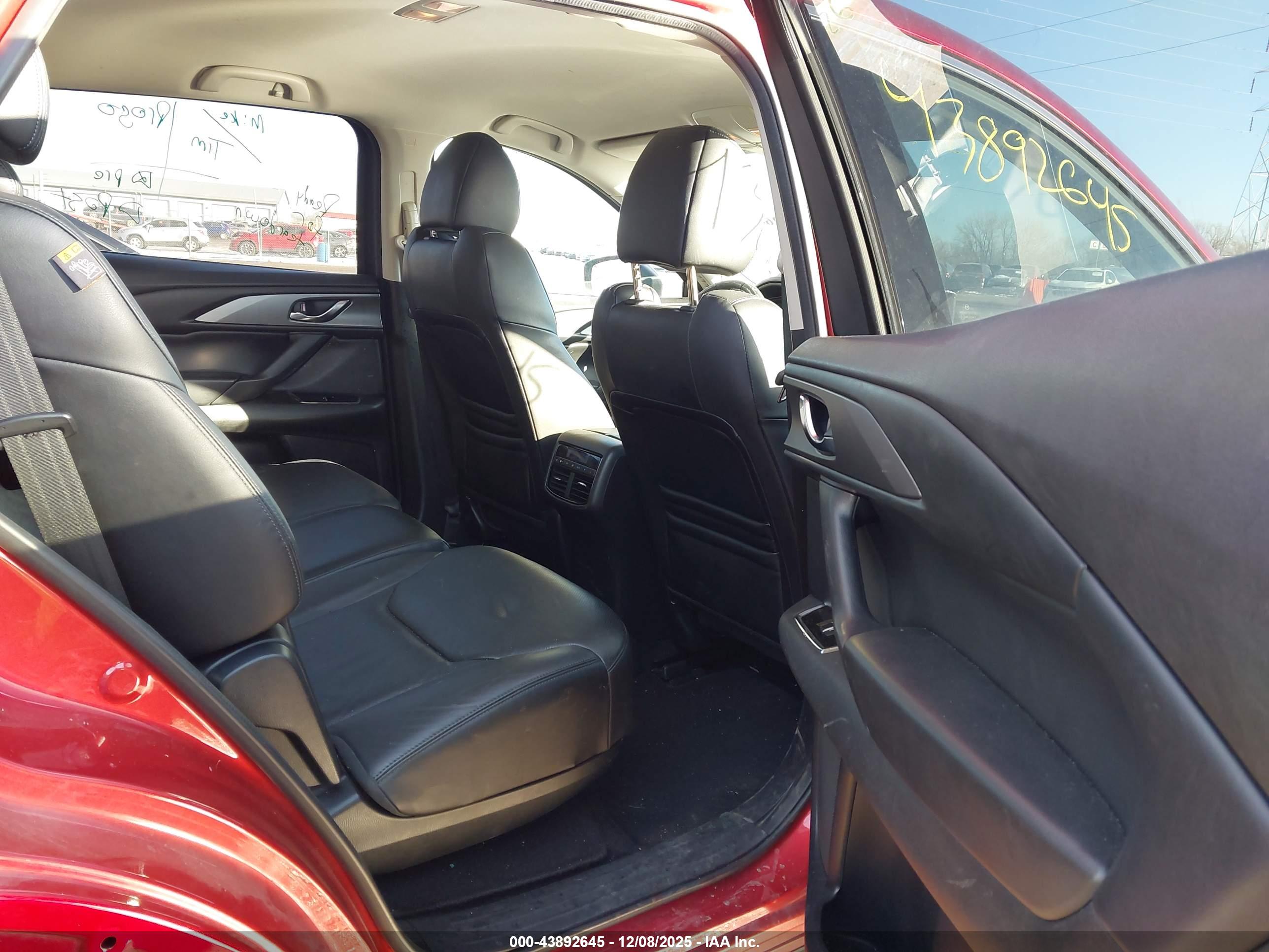 MAZDA CX-9 image 8