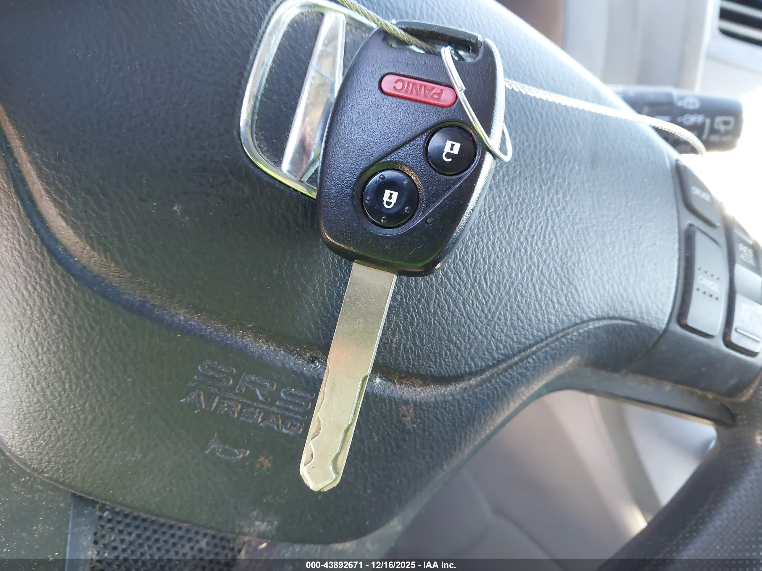 HONDA CR-V image 11