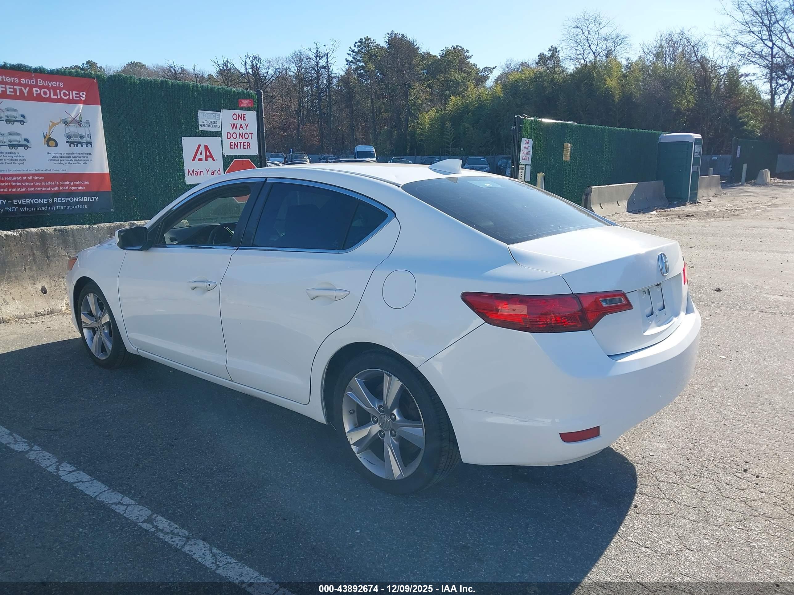 ACURA ILX image 3