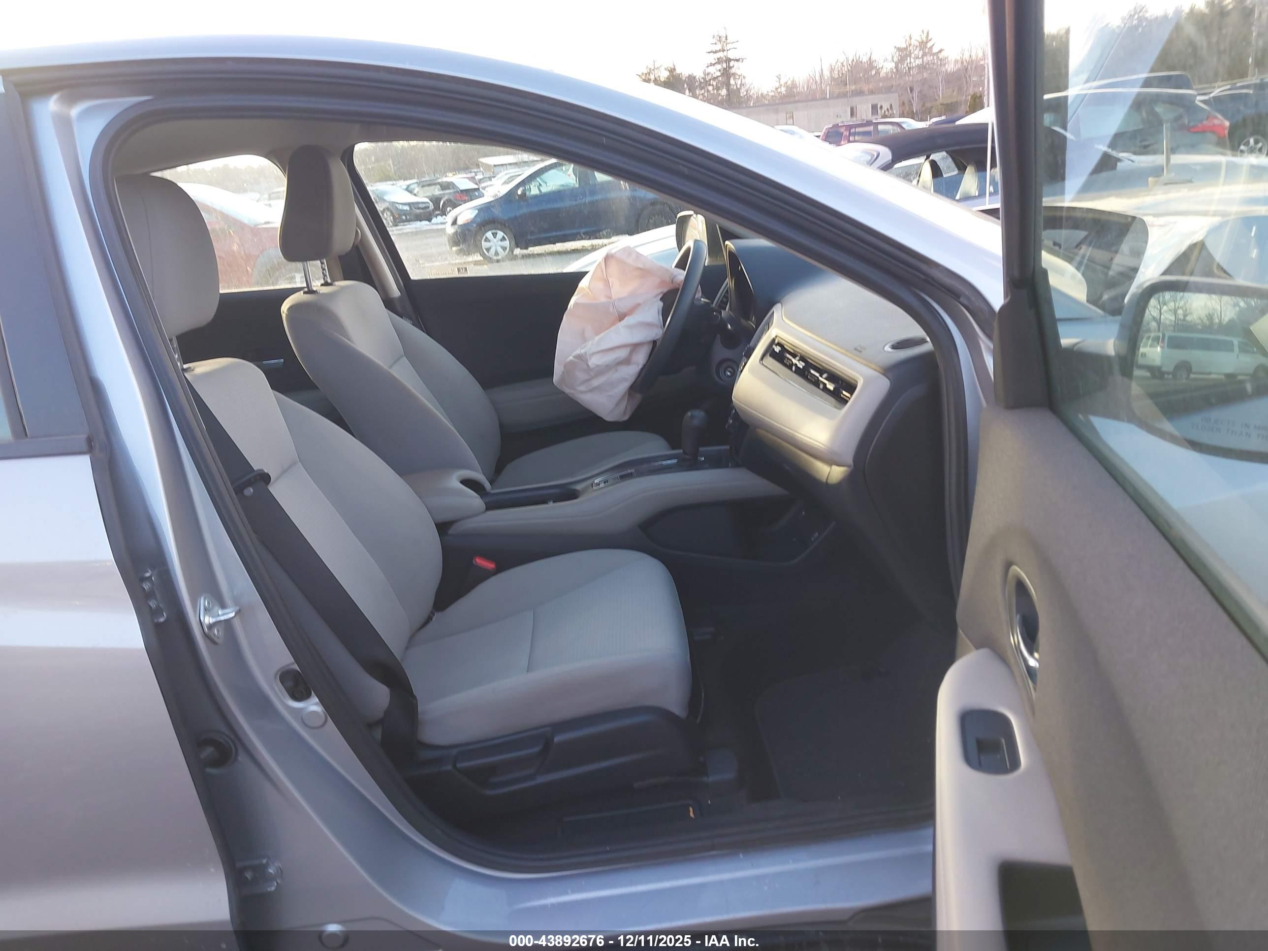 HONDA HR-V image 5