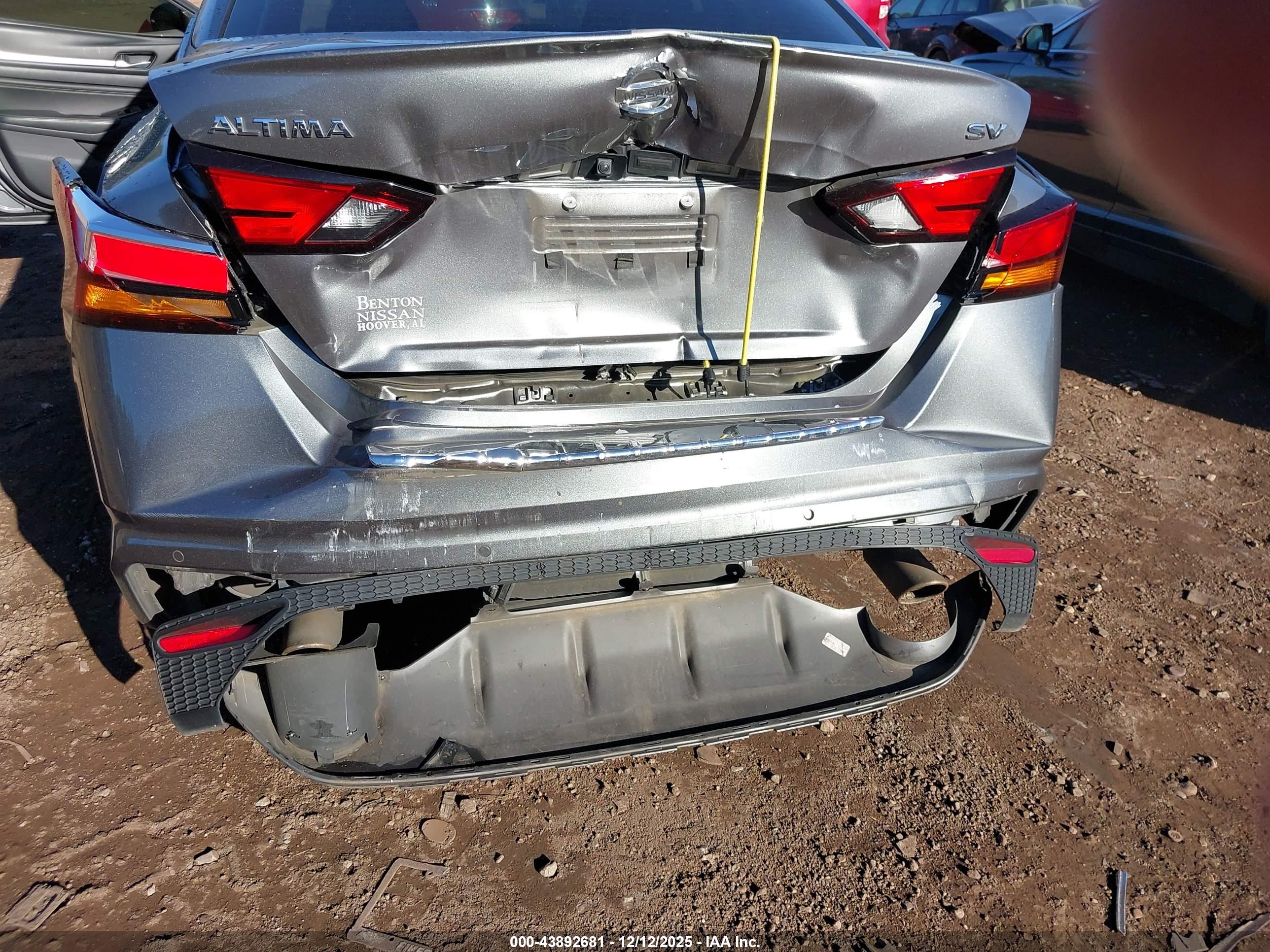 NISSAN ALTIMA image 6