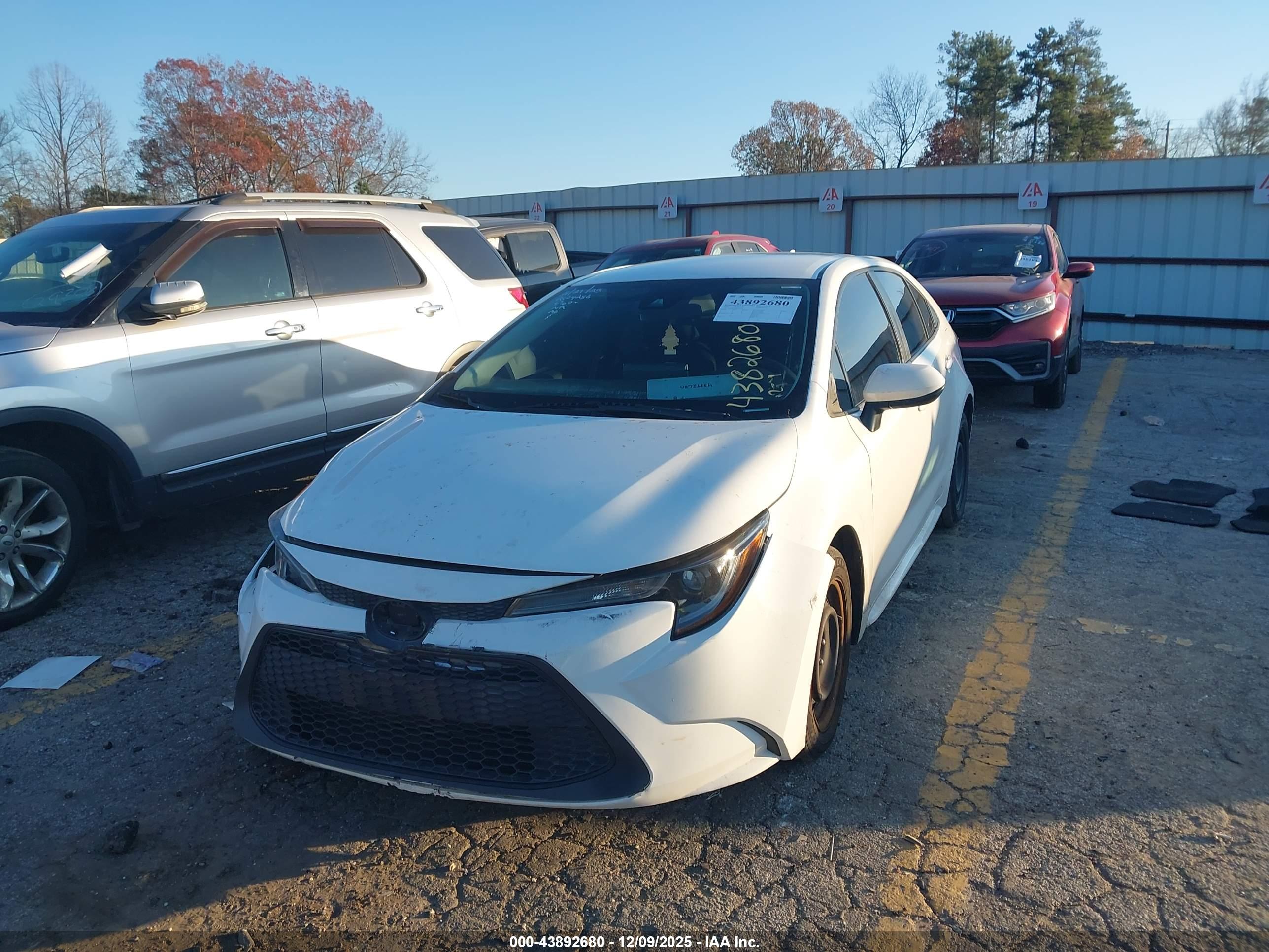 TOYOTA COROLLA image 2