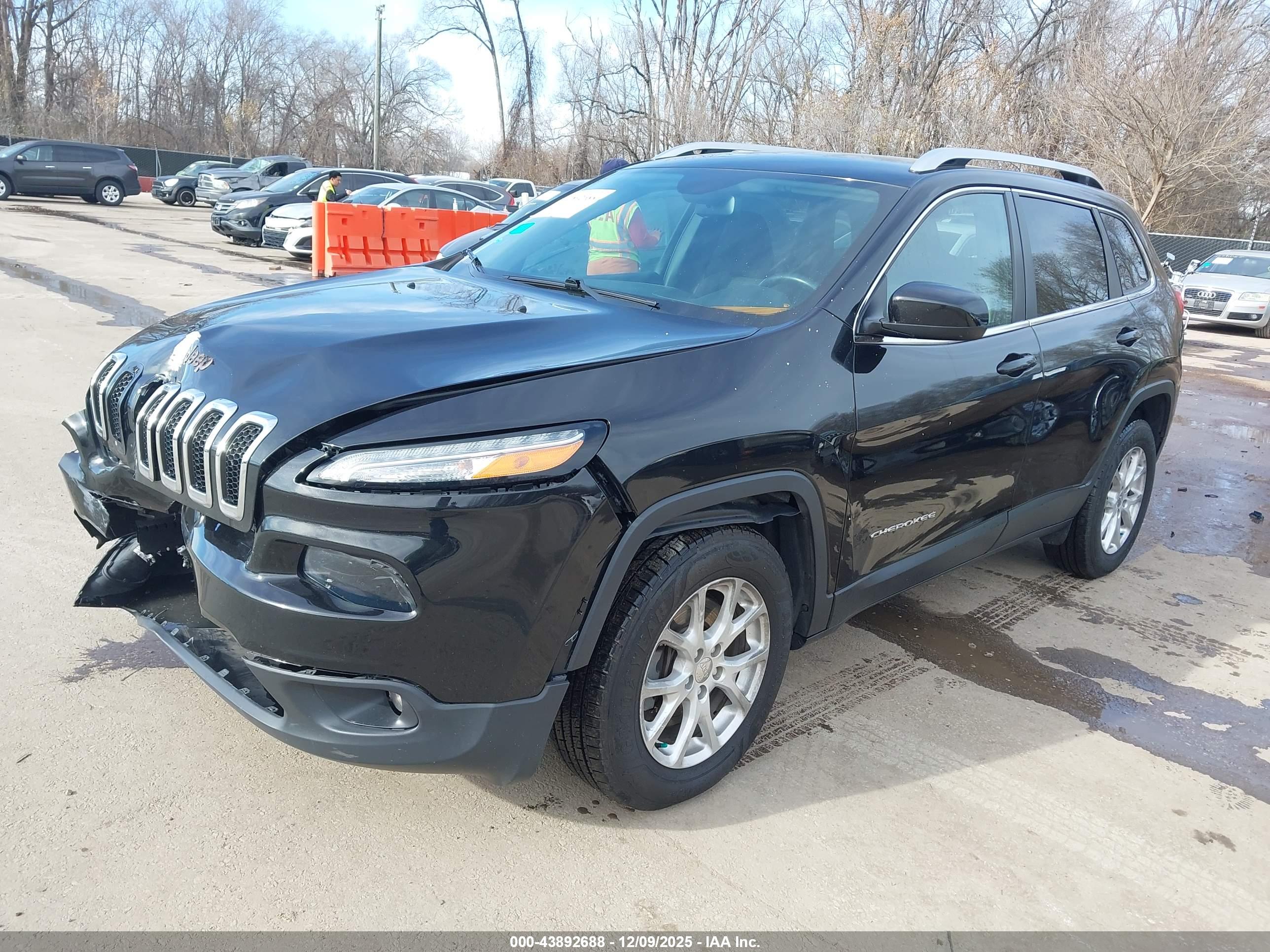 JEEP CHEROKEE image 2