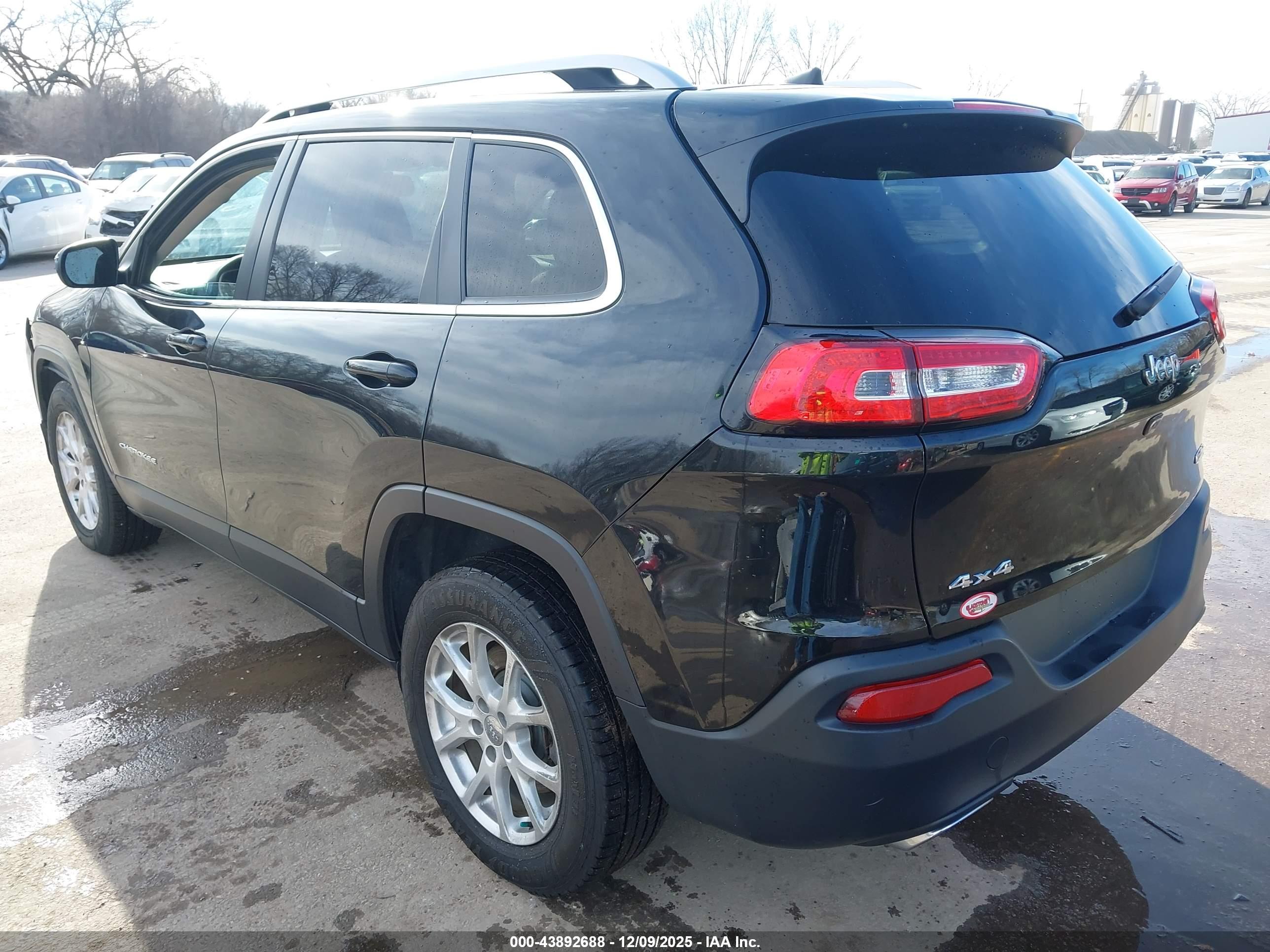 JEEP CHEROKEE image 3