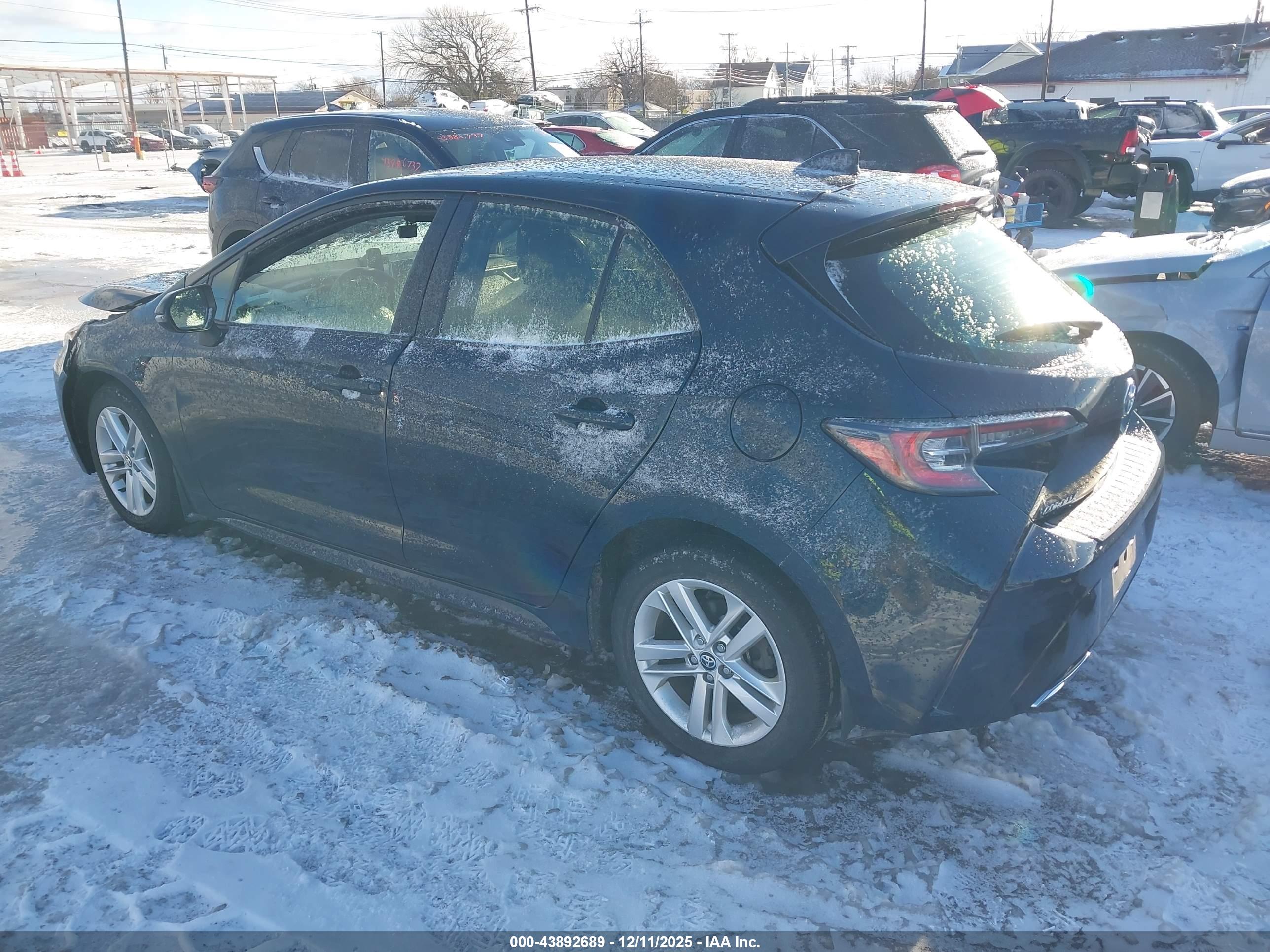 TOYOTA COROLLA image 3