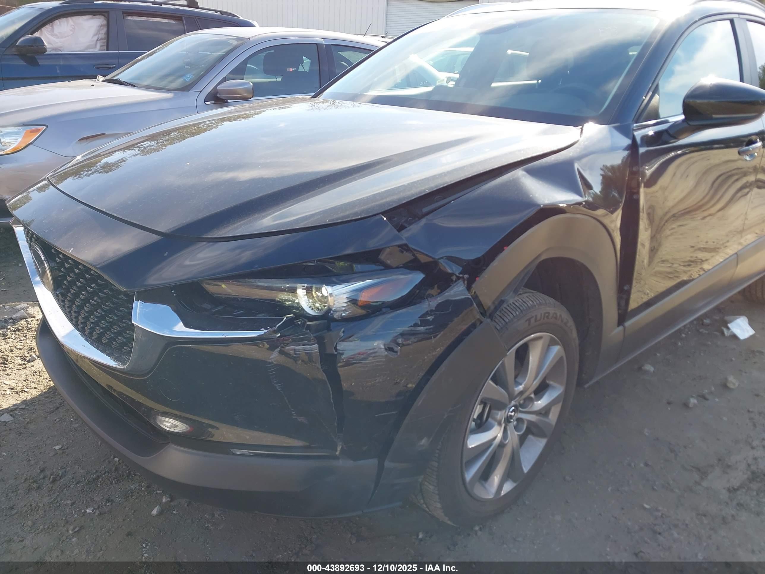 MAZDA CX-30 image 6
