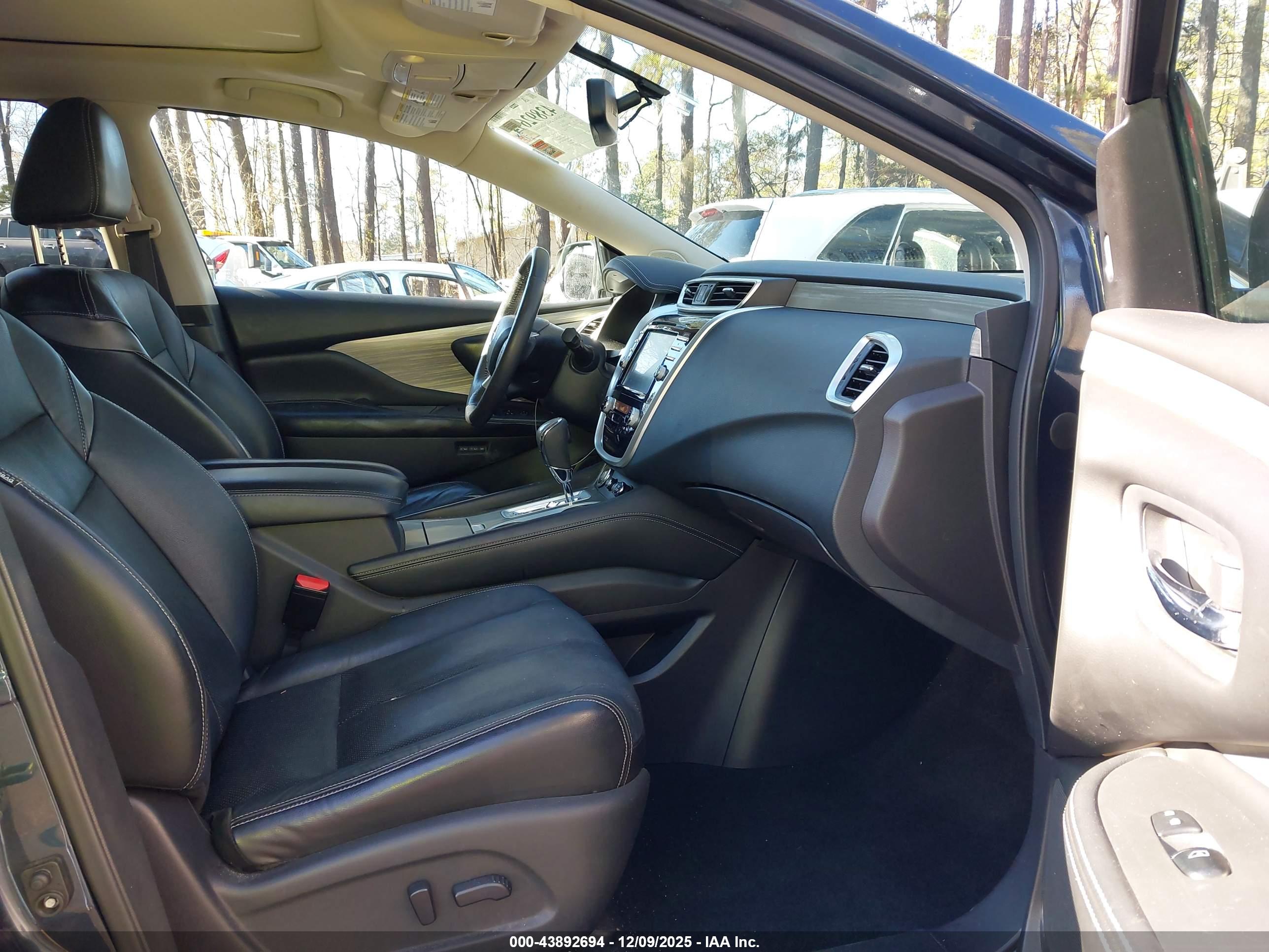 NISSAN MURANO image 5