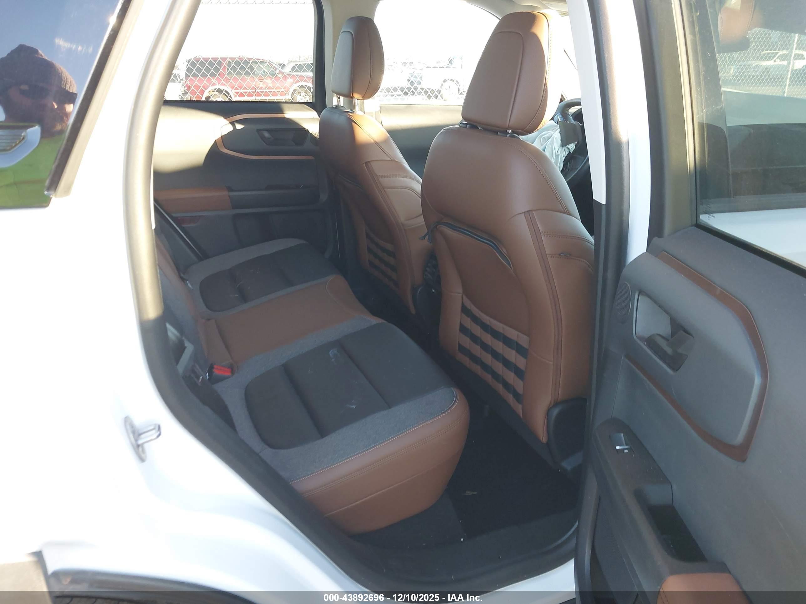FORD BRONCO image 8
