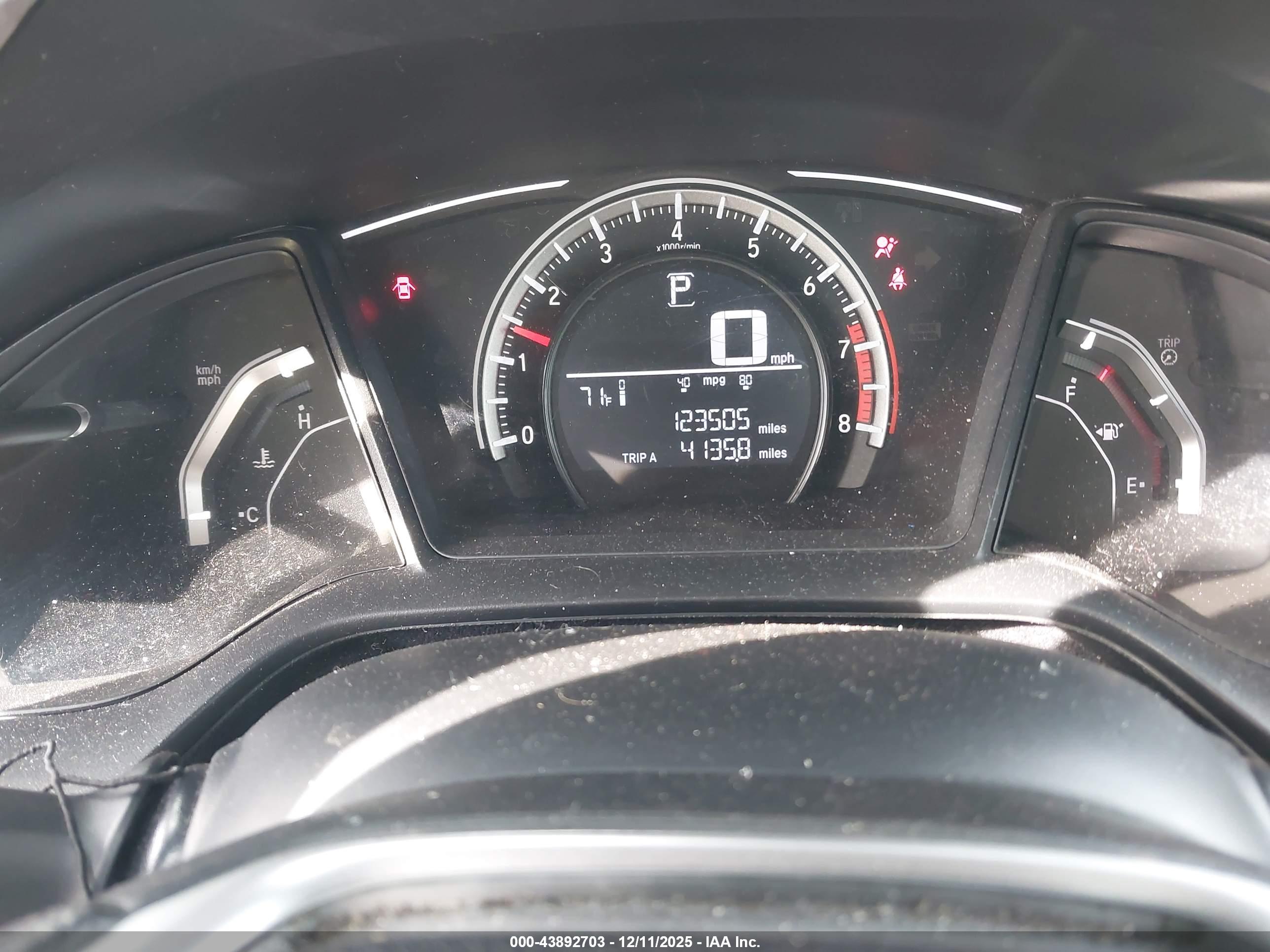 HONDA CIVIC image 7
