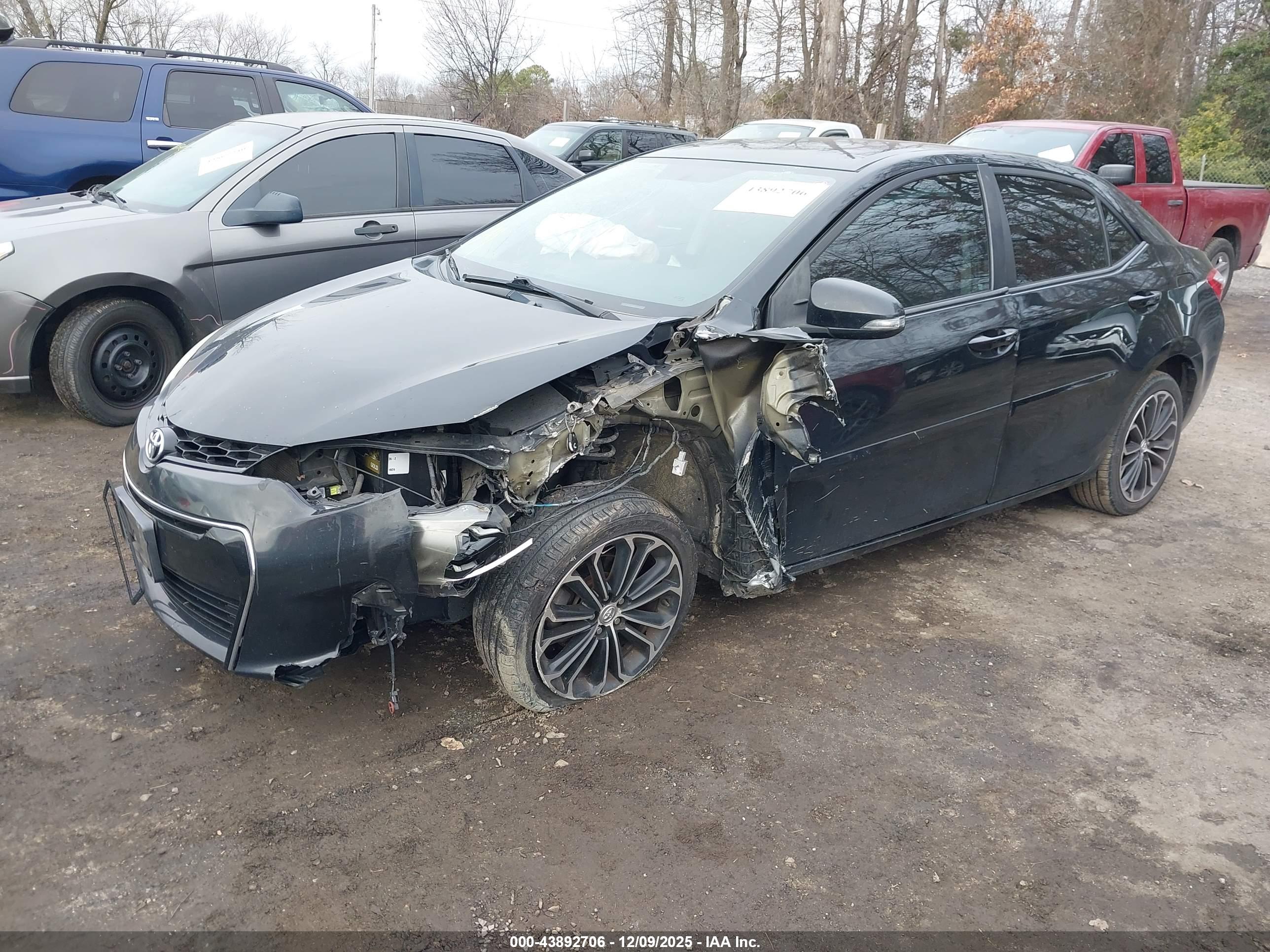 TOYOTA COROLLA image 2