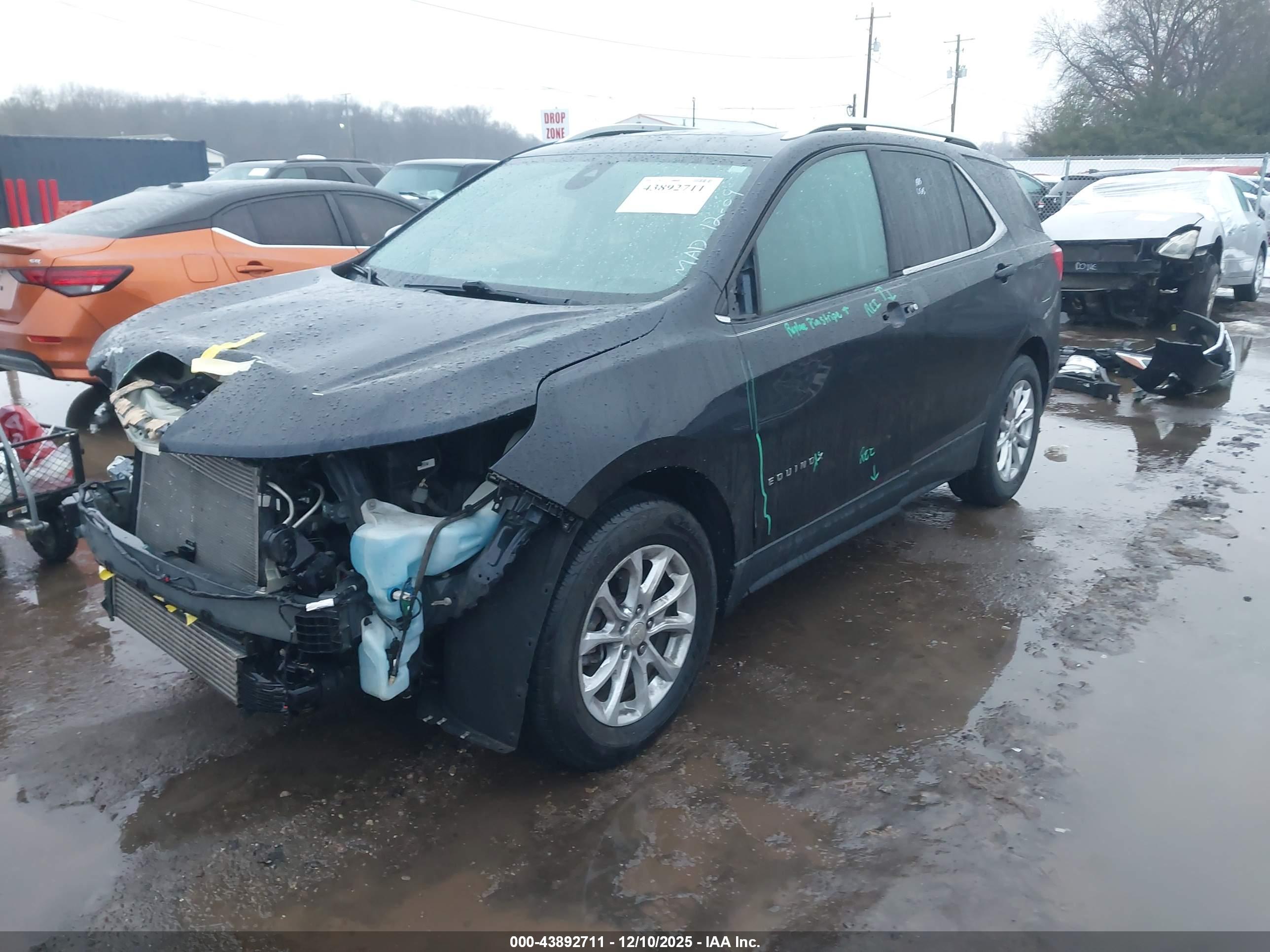 CHEVROLET EQUINOX image 2