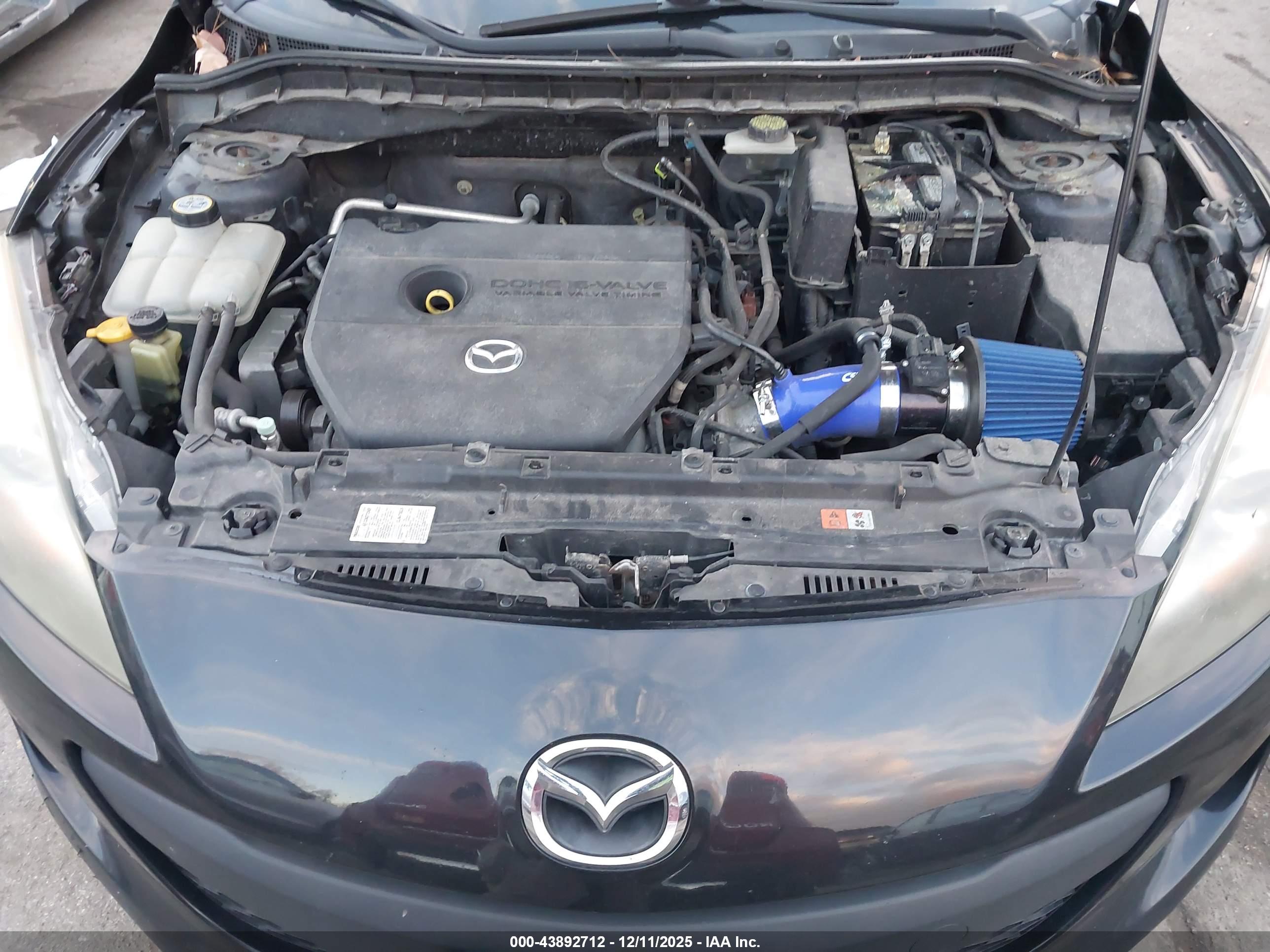 MAZDA MAZDA3 image 10
