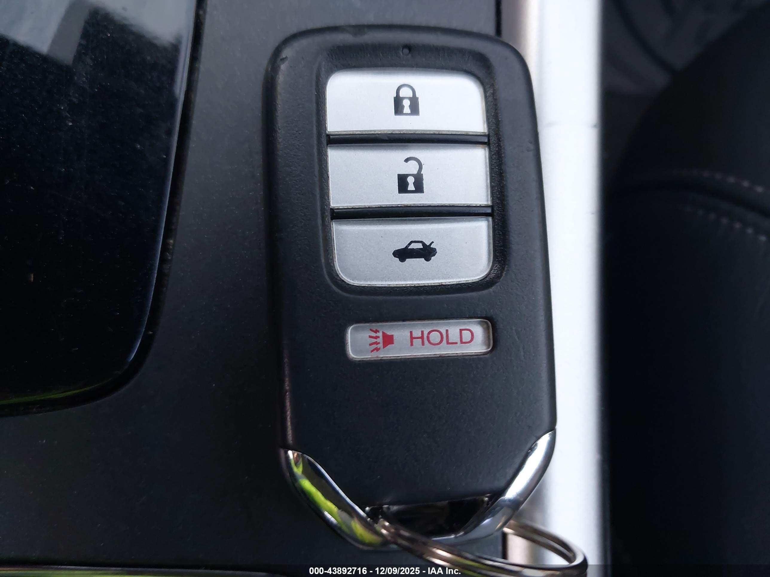 HONDA ACCORD image 11