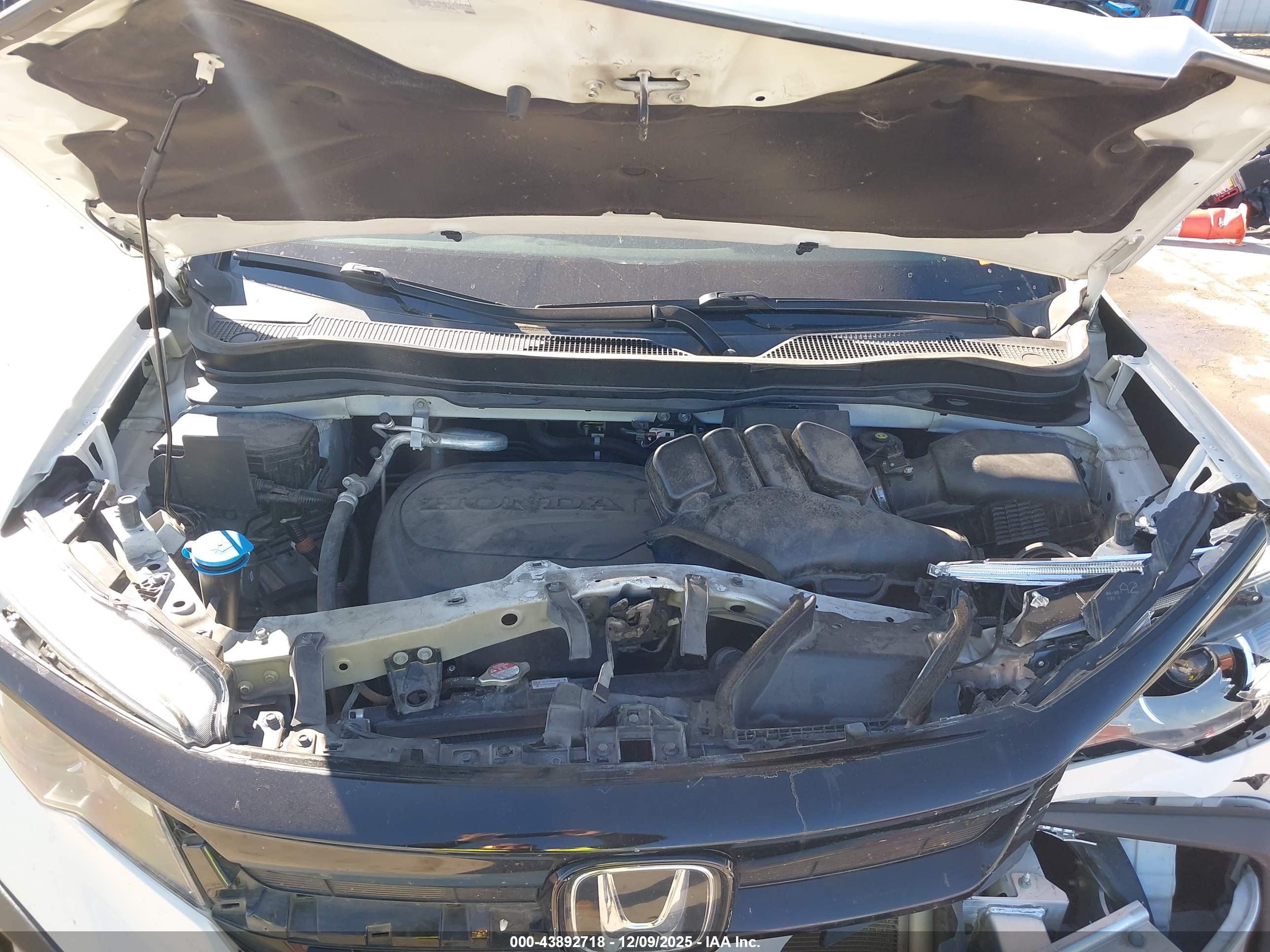 HONDA PILOT image 10
