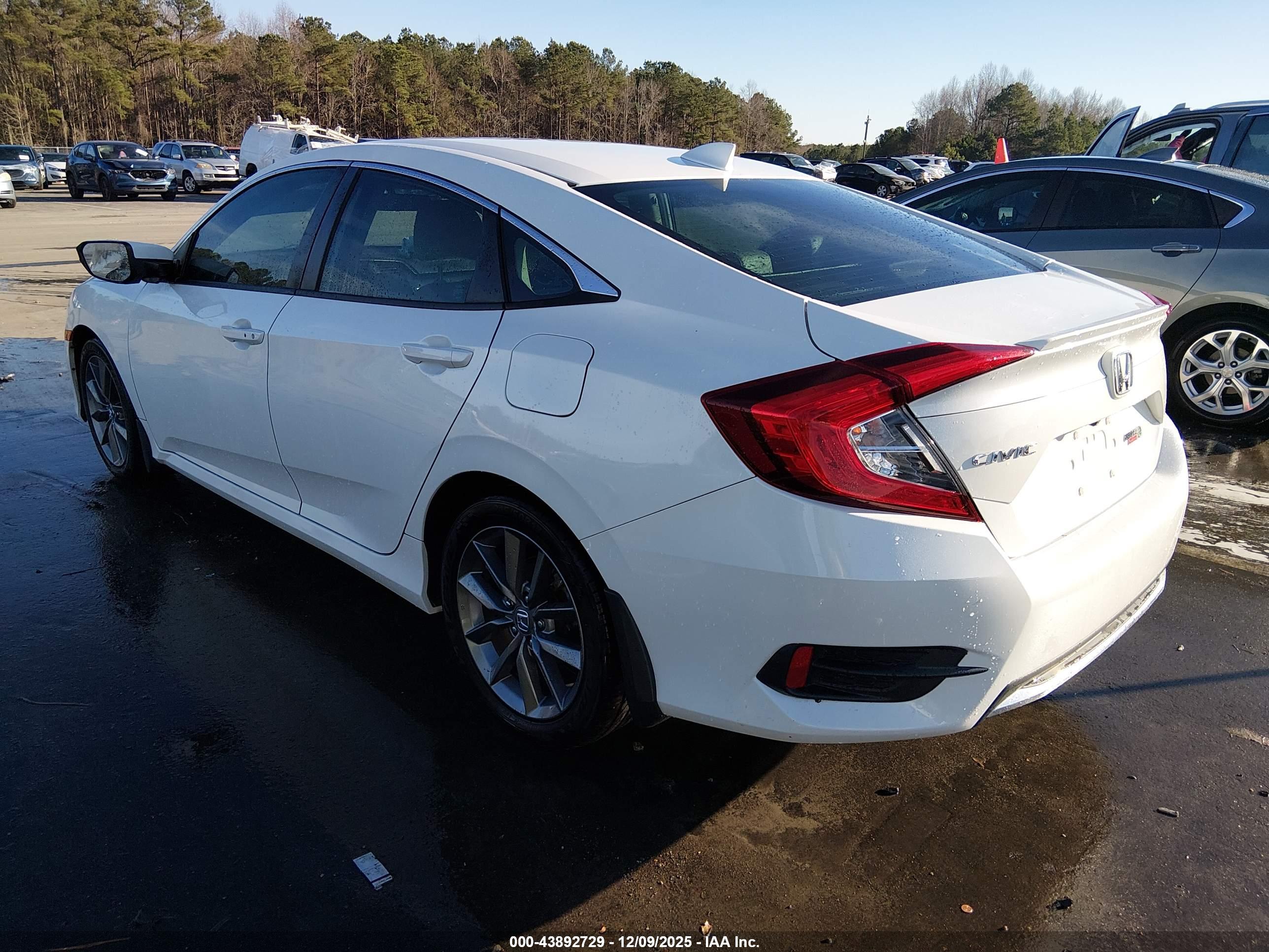 HONDA CIVIC image 3