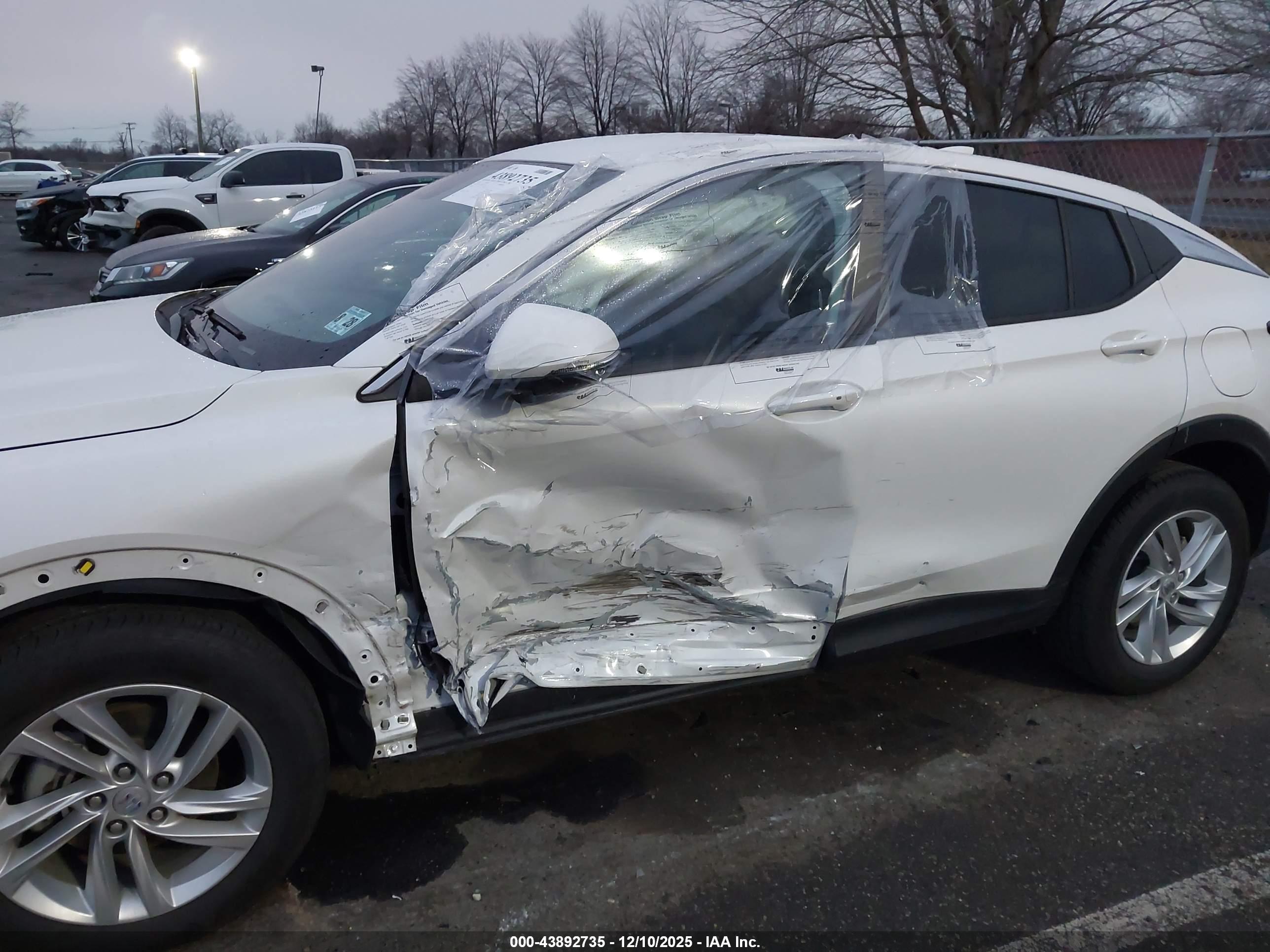 BUICK ENVISTA image 6
