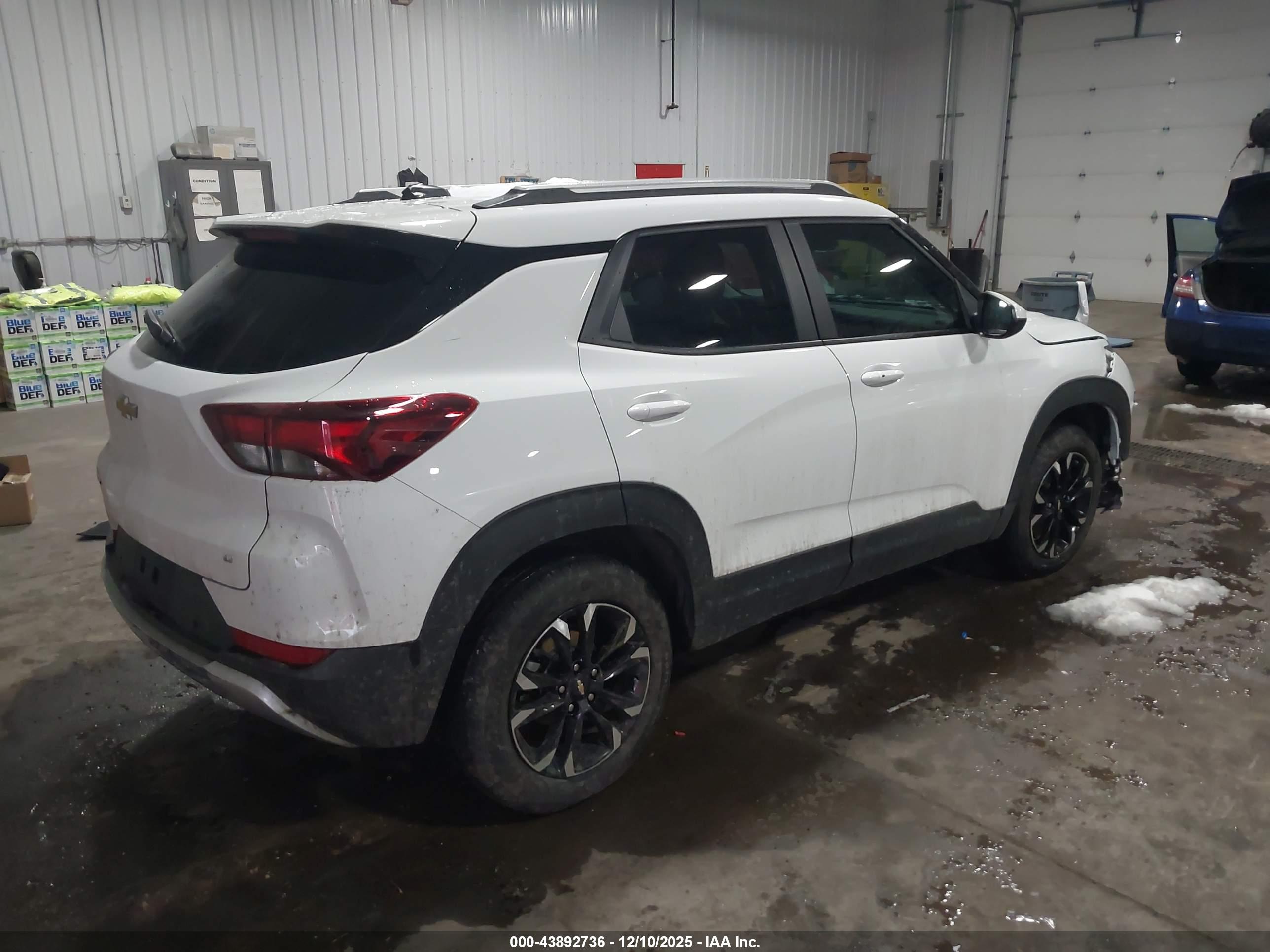 CHEVROLET TRAILBLAZER image 4