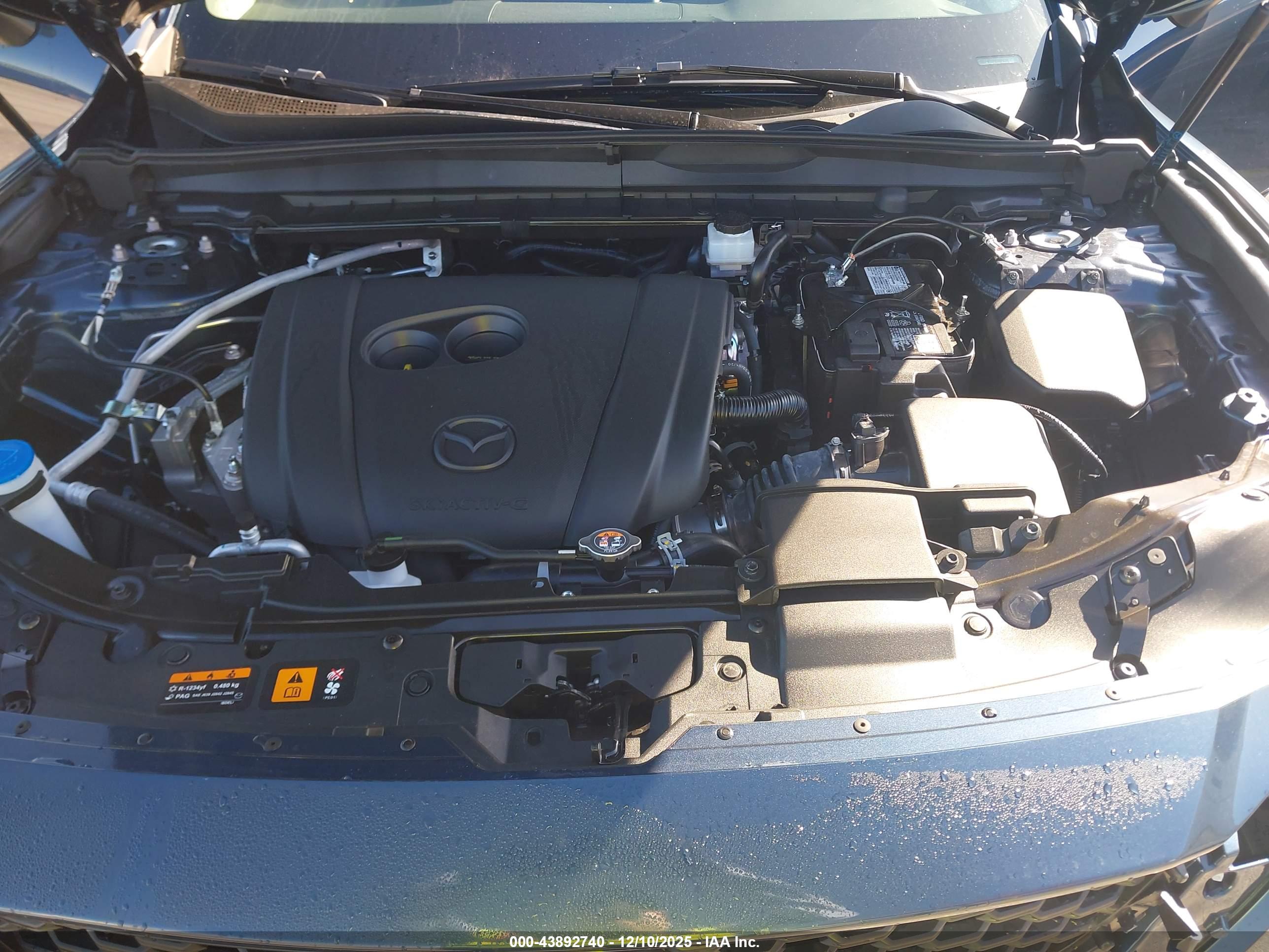 MAZDA CX-50 image 10