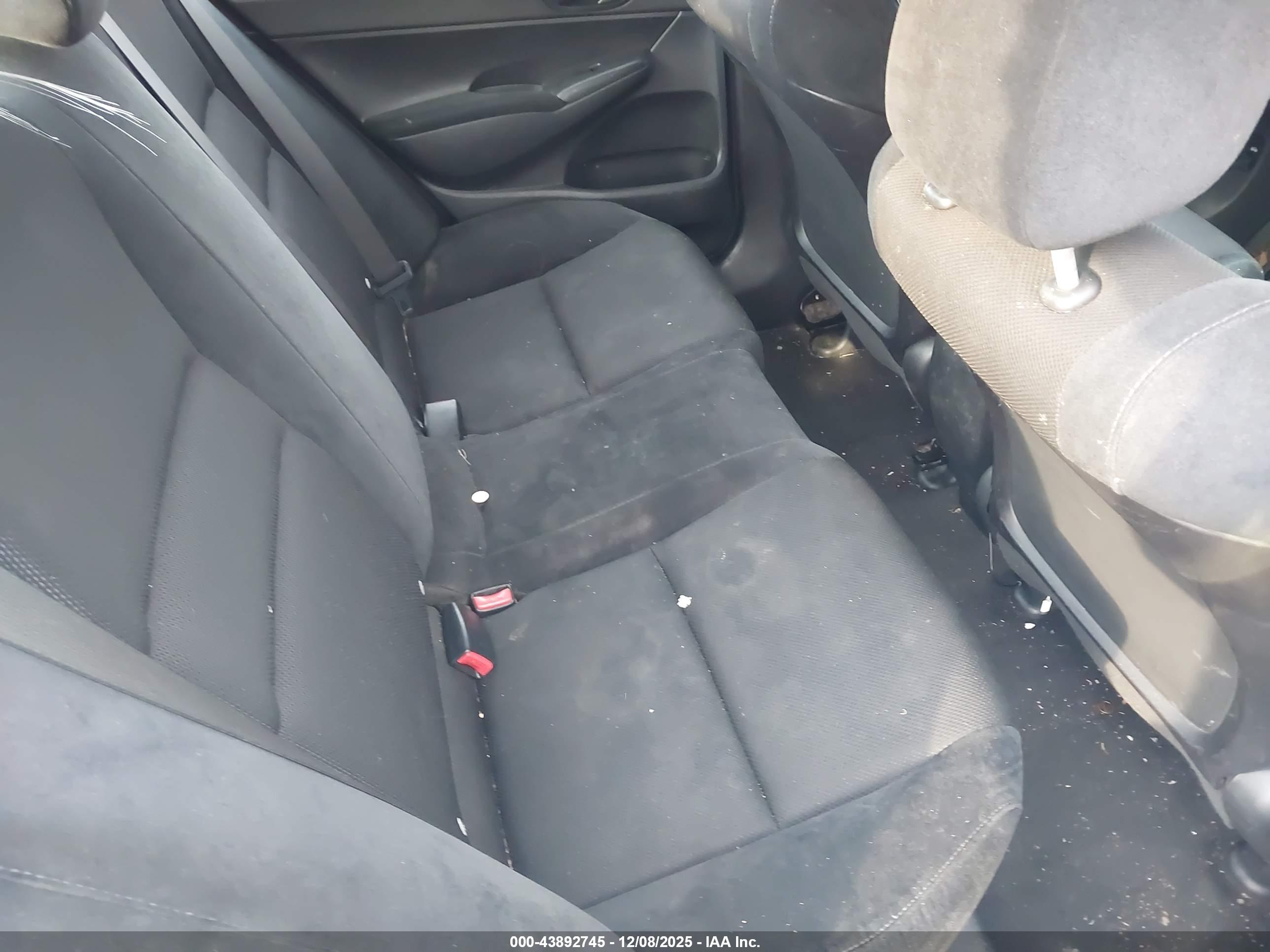 HONDA CIVIC image 8