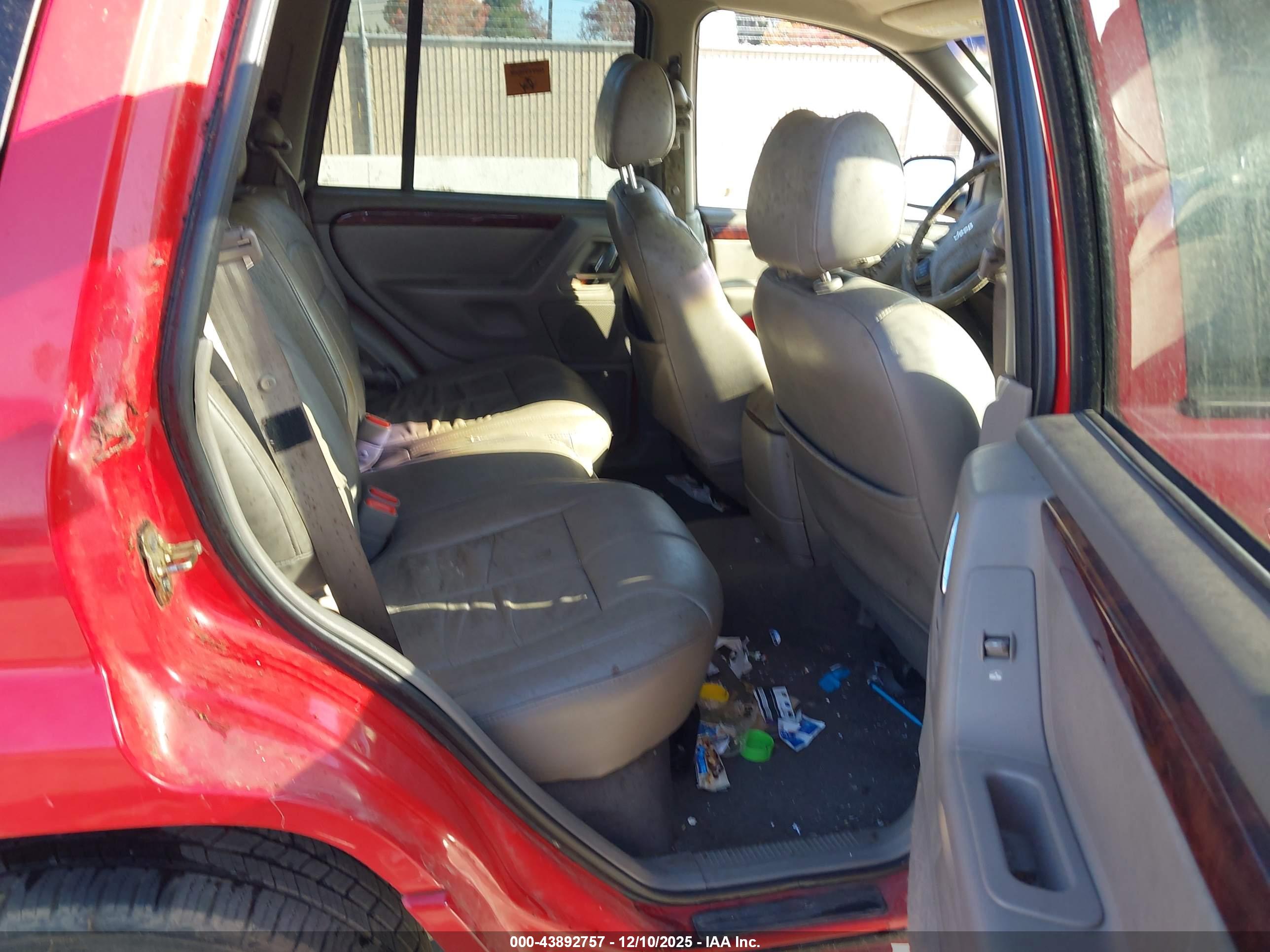 JEEP GRAND image 8