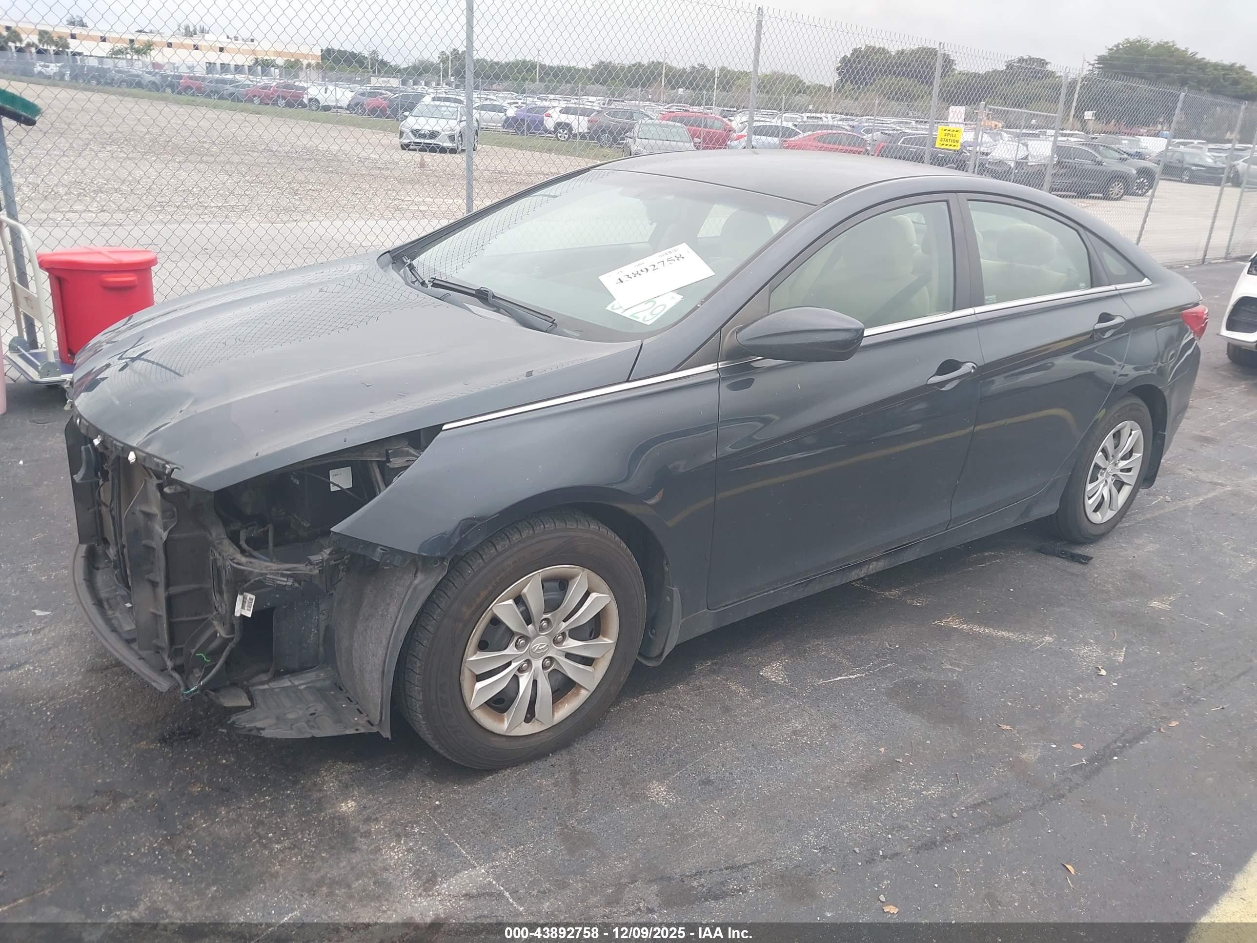 HYUNDAI SONATA image 2