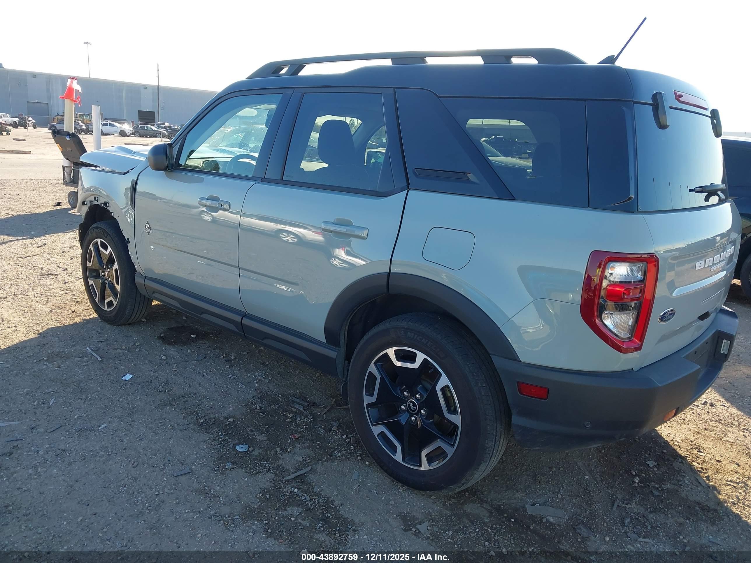 FORD BRONCO image 3