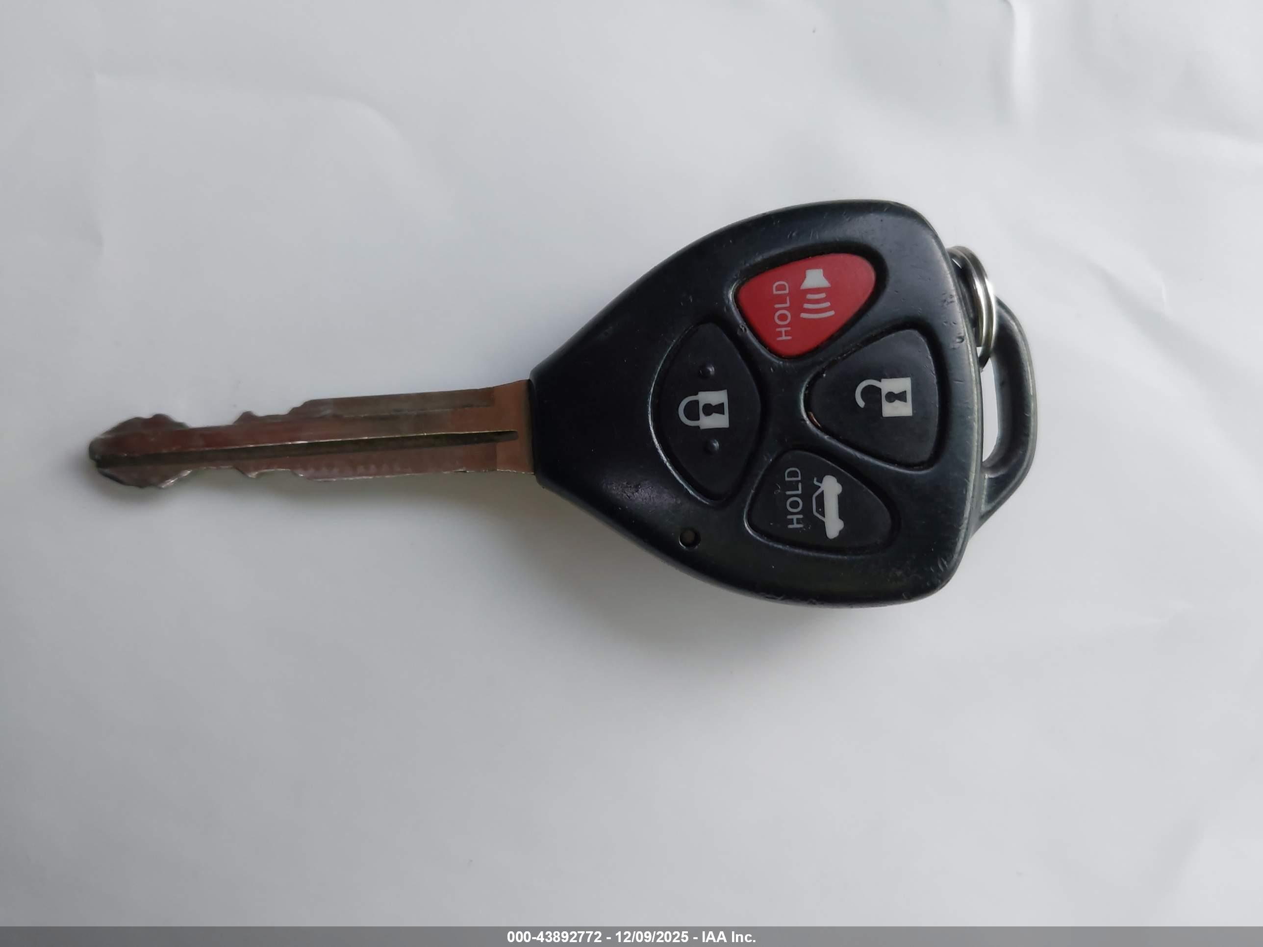 TOYOTA COROLLA image 11