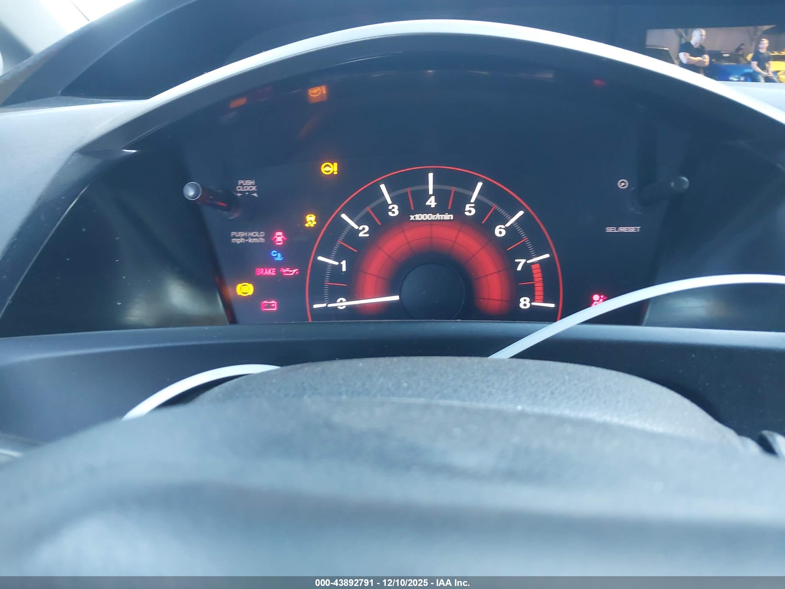 HONDA CIVIC image 7