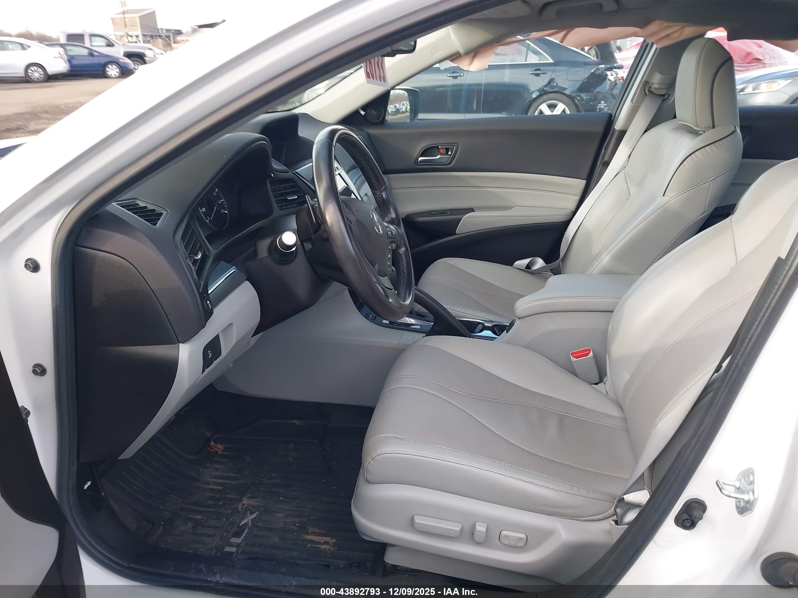 ACURA ILX image 5