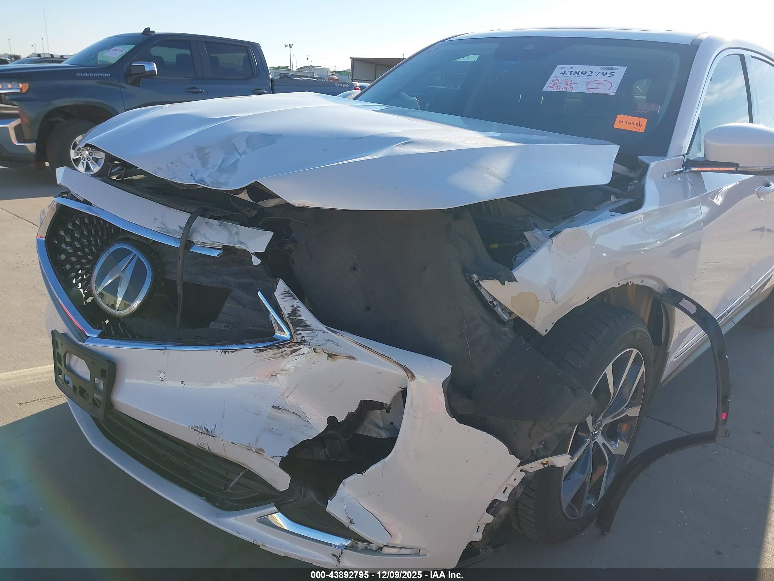 ACURA MDX image 6