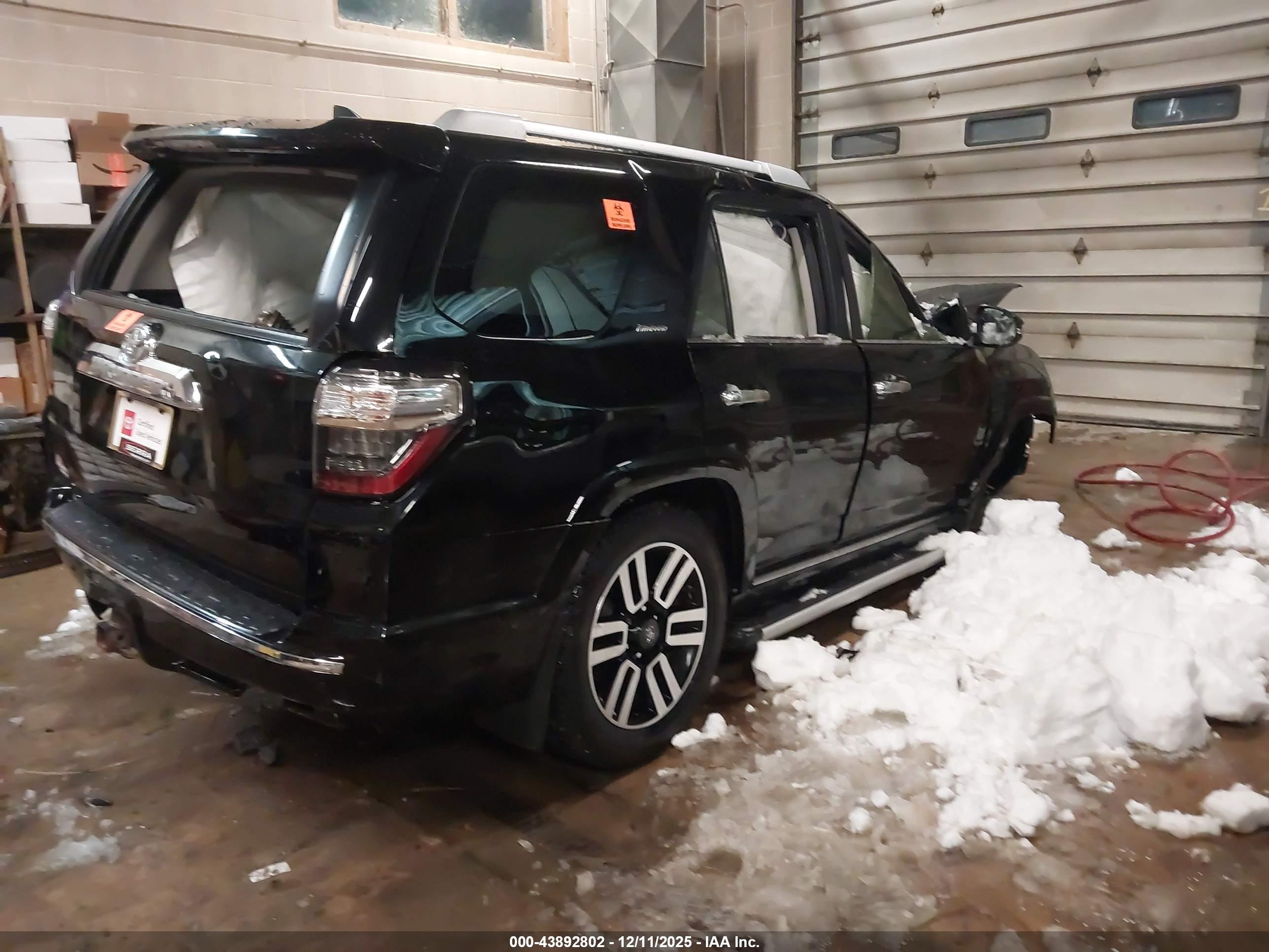 TOYOTA 4RUNNER image 4