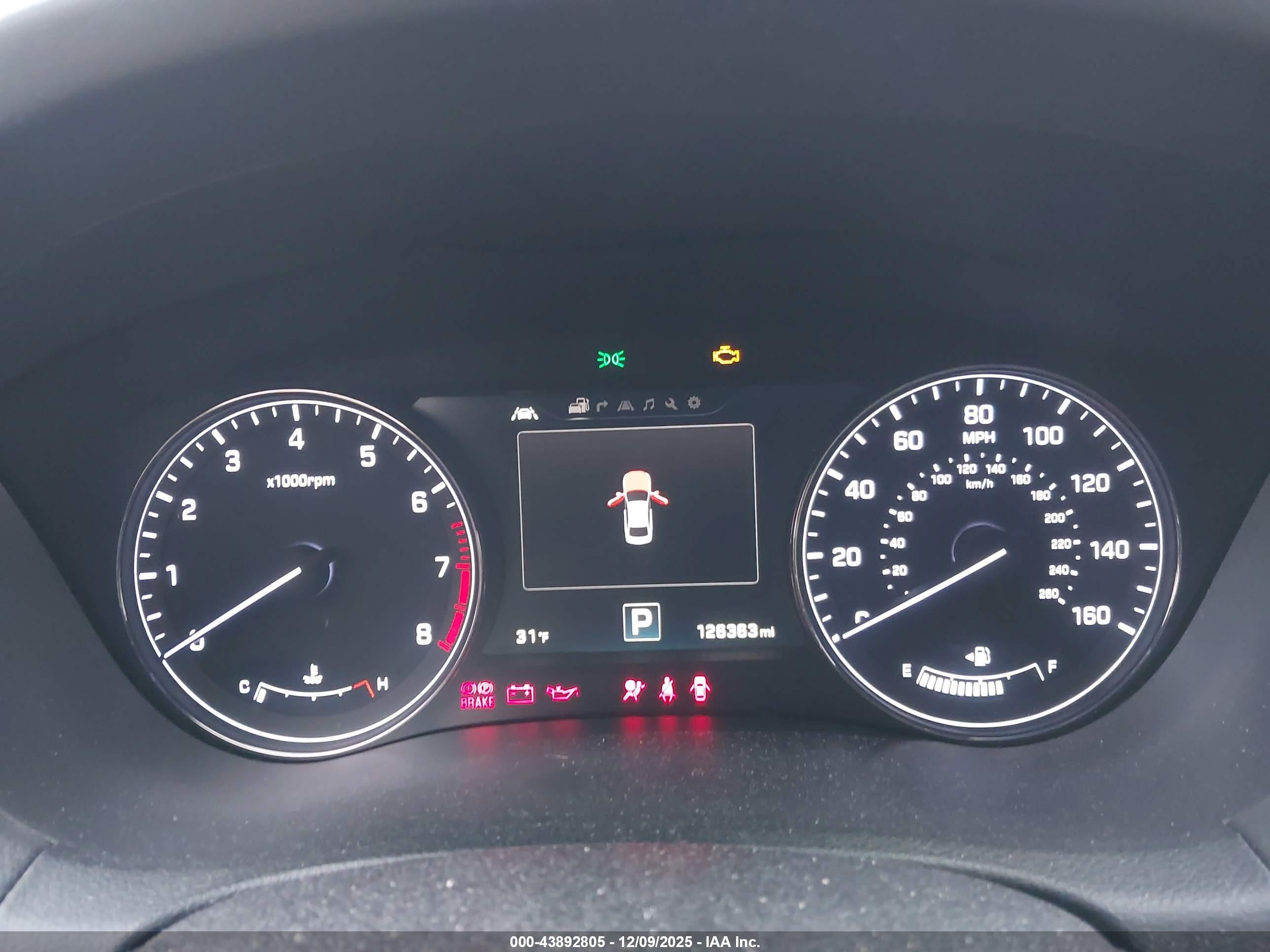 HYUNDAI GENESIS image 7