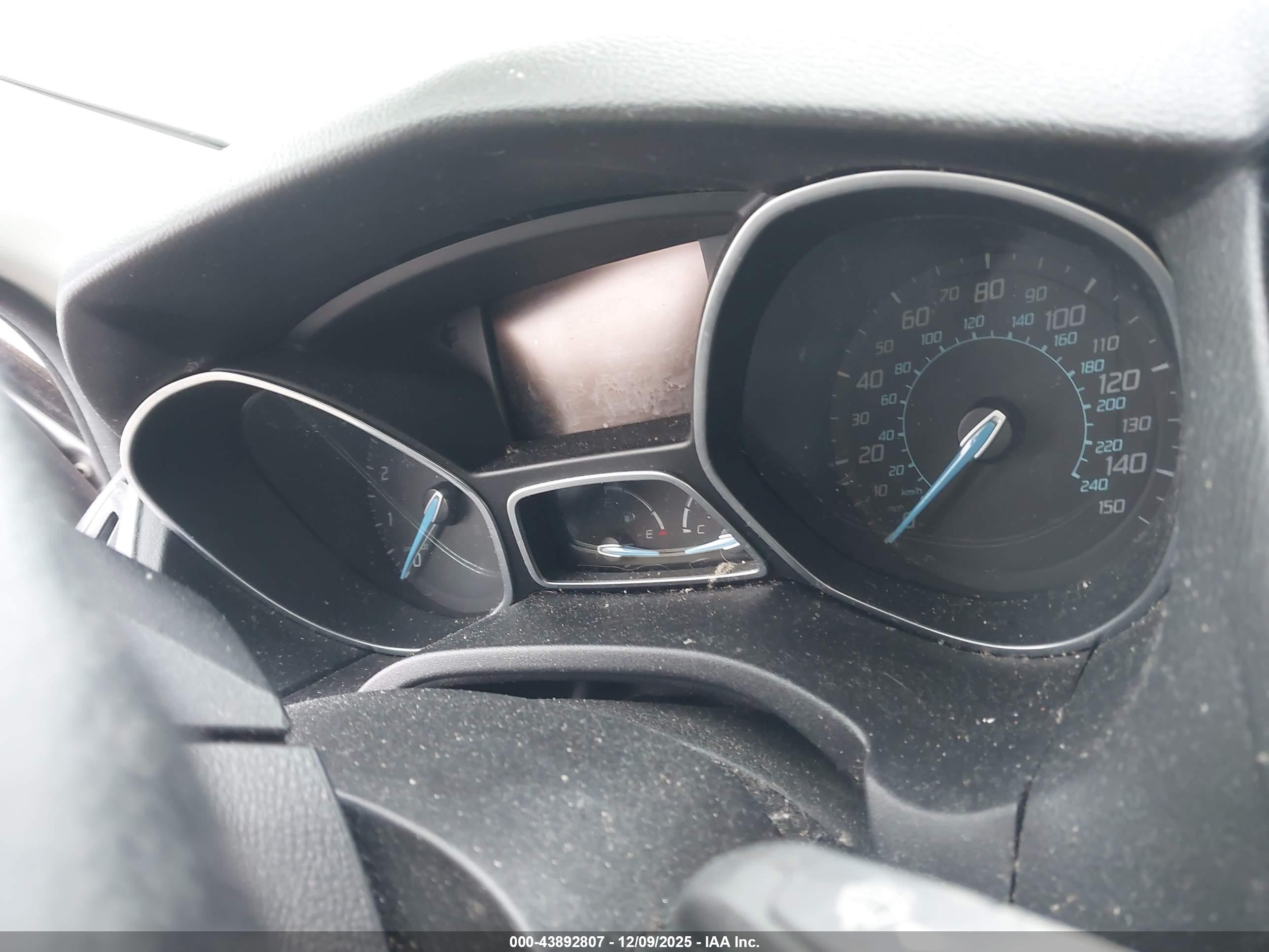 FORD FOCUS image 7