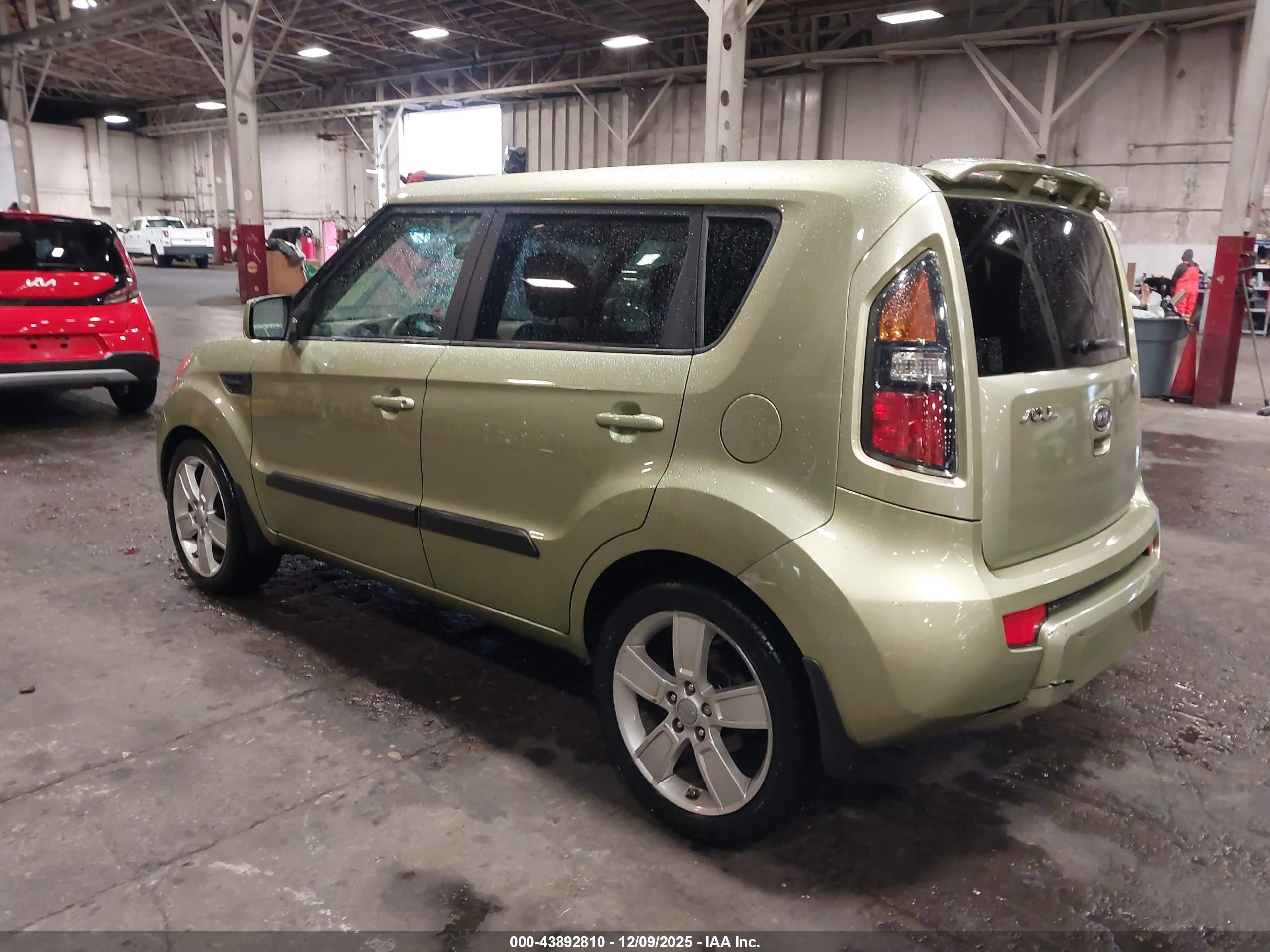 KIA SOUL image 3