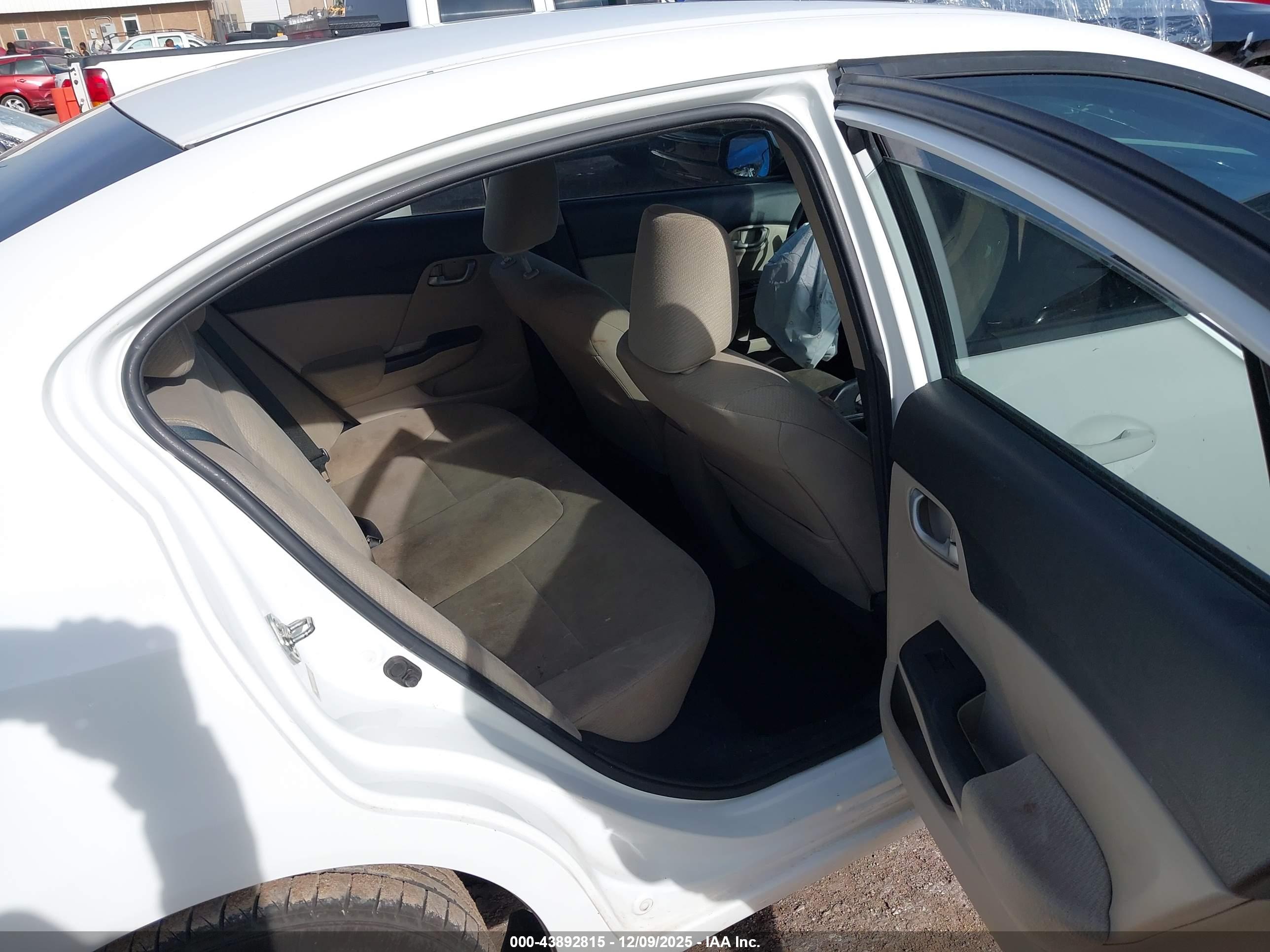 HONDA CIVIC image 8