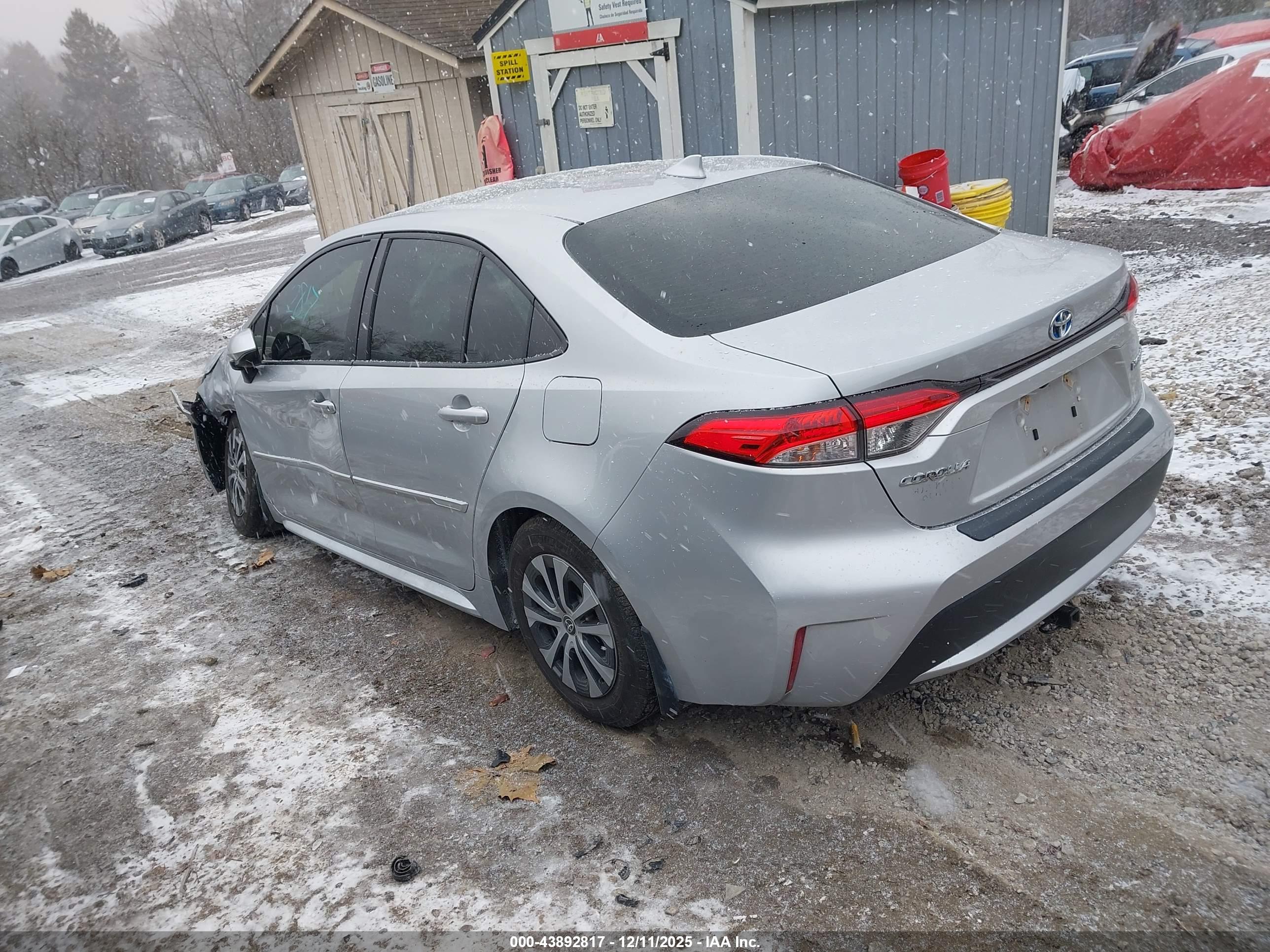TOYOTA COROLLA image 3