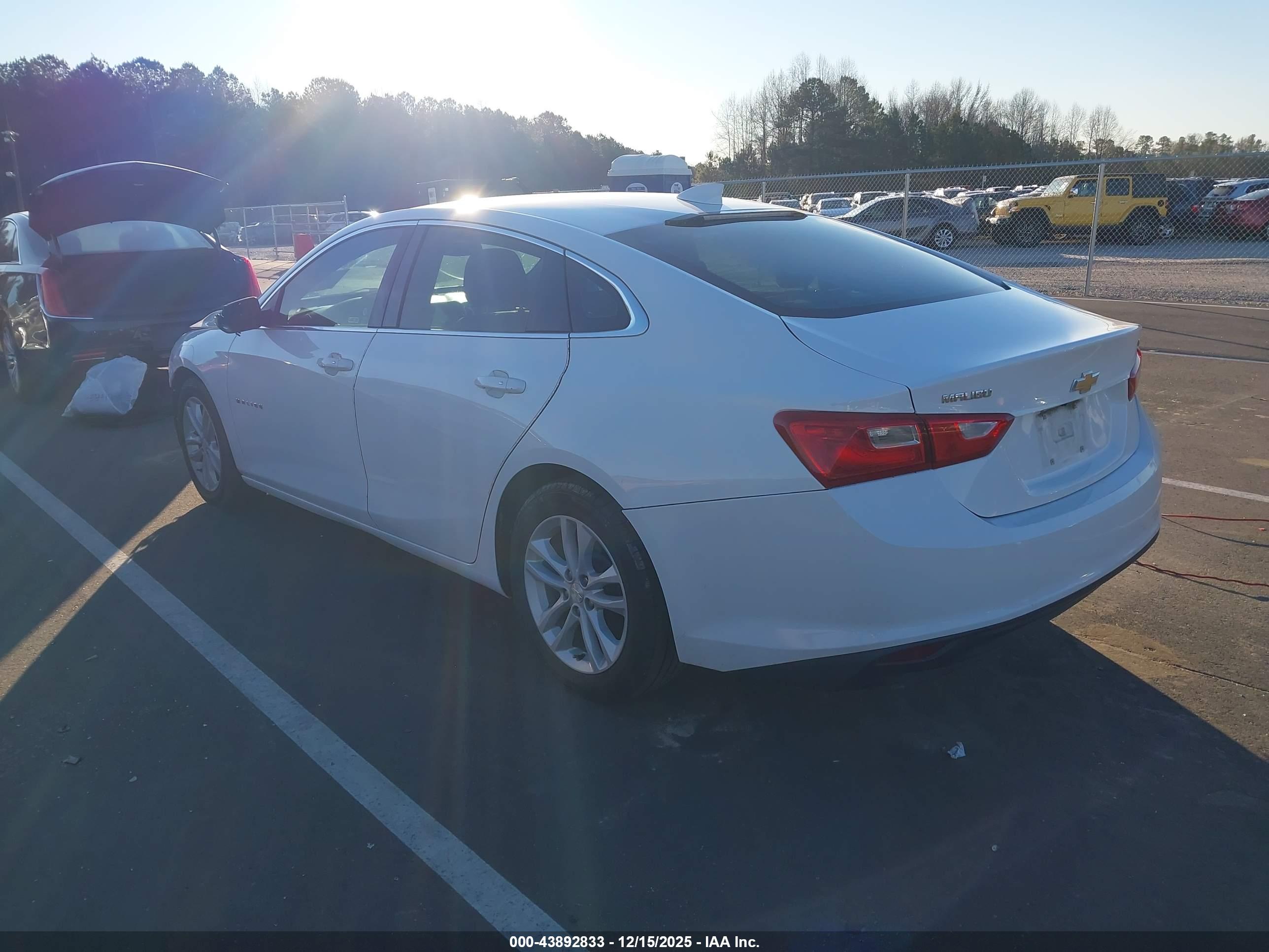 CHEVROLET MALIBU image 3
