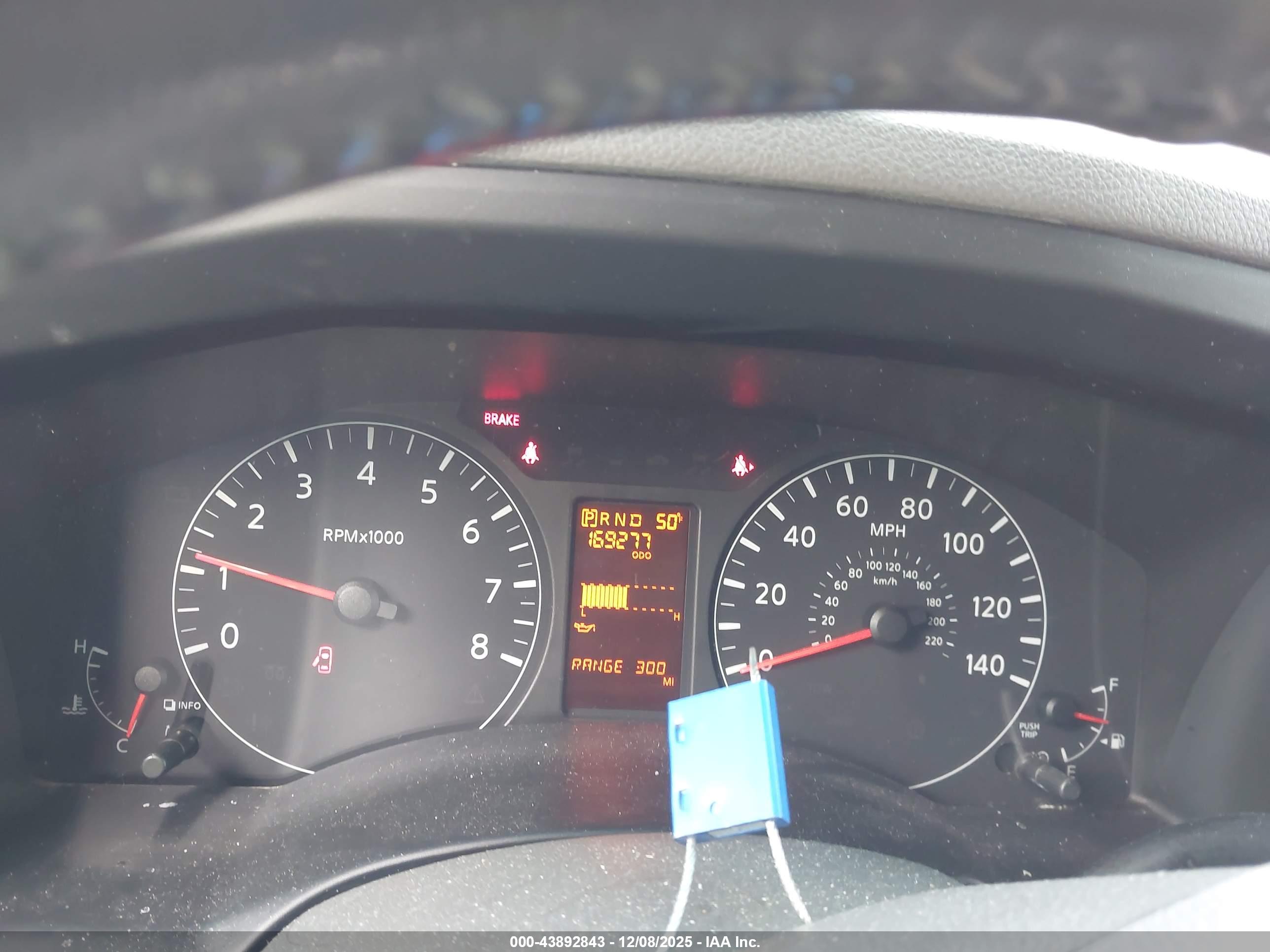 NISSAN NV image 7