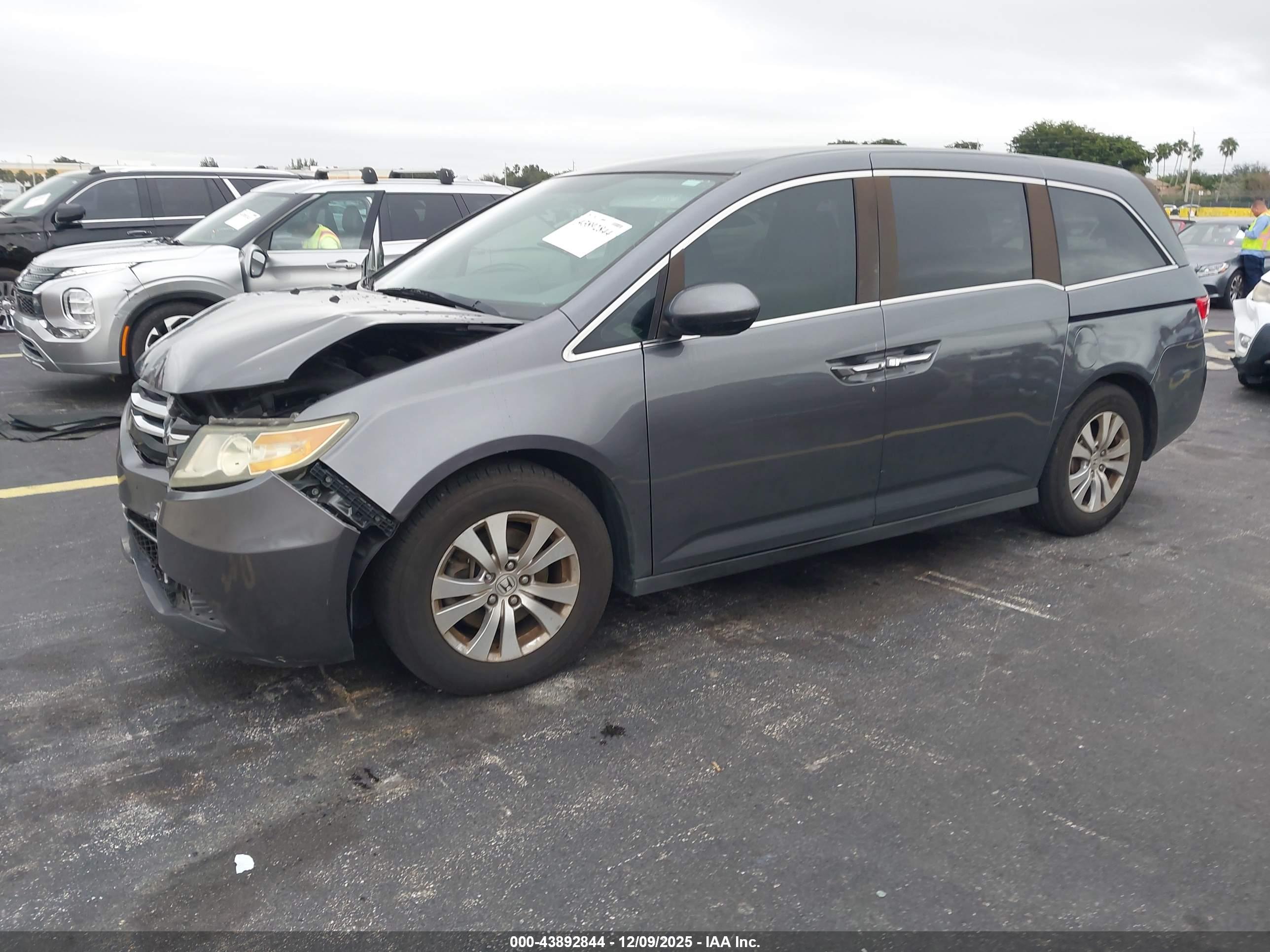 HONDA ODYSSEY image 2