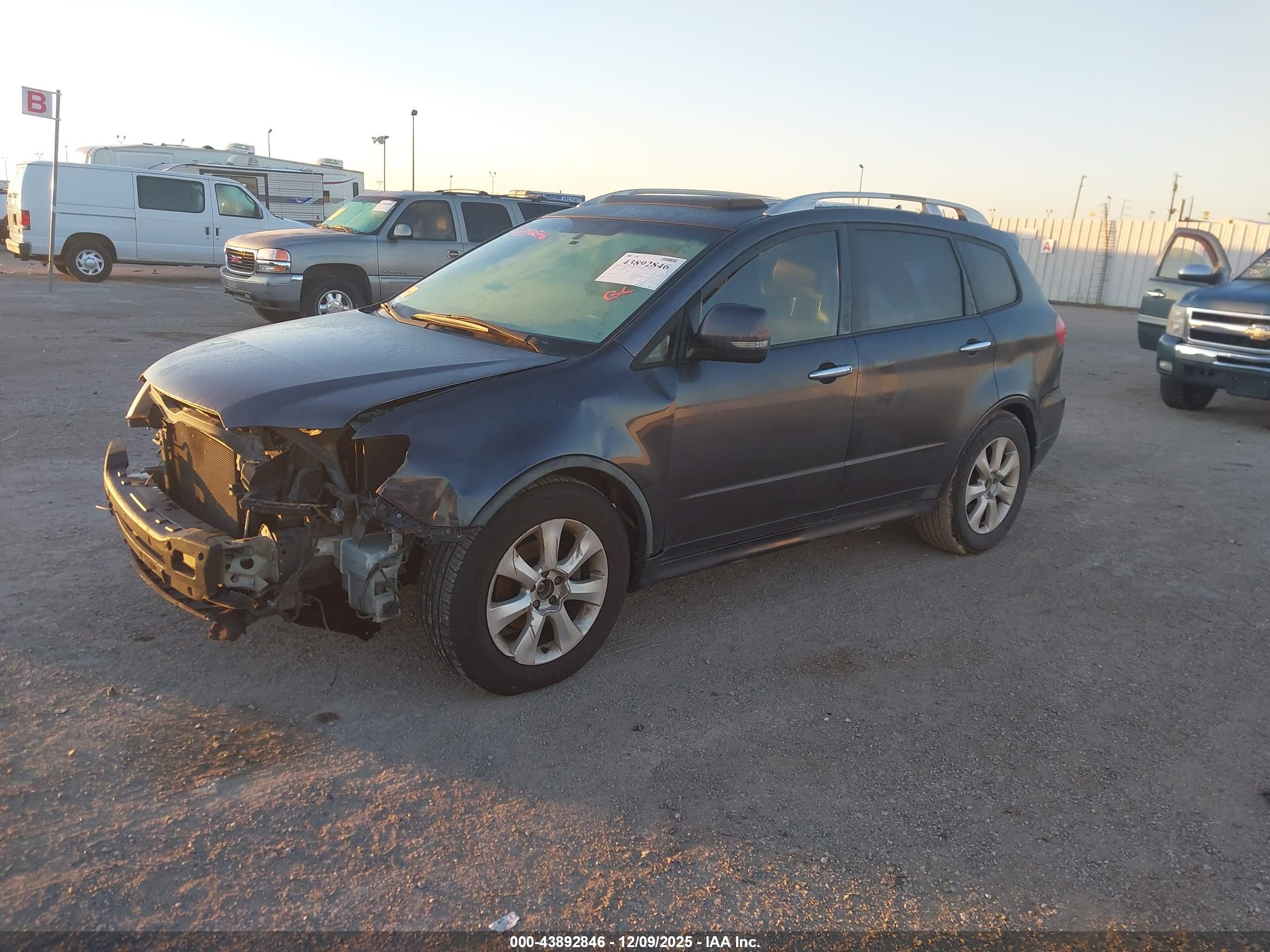SUBARU TRIBECA image 2