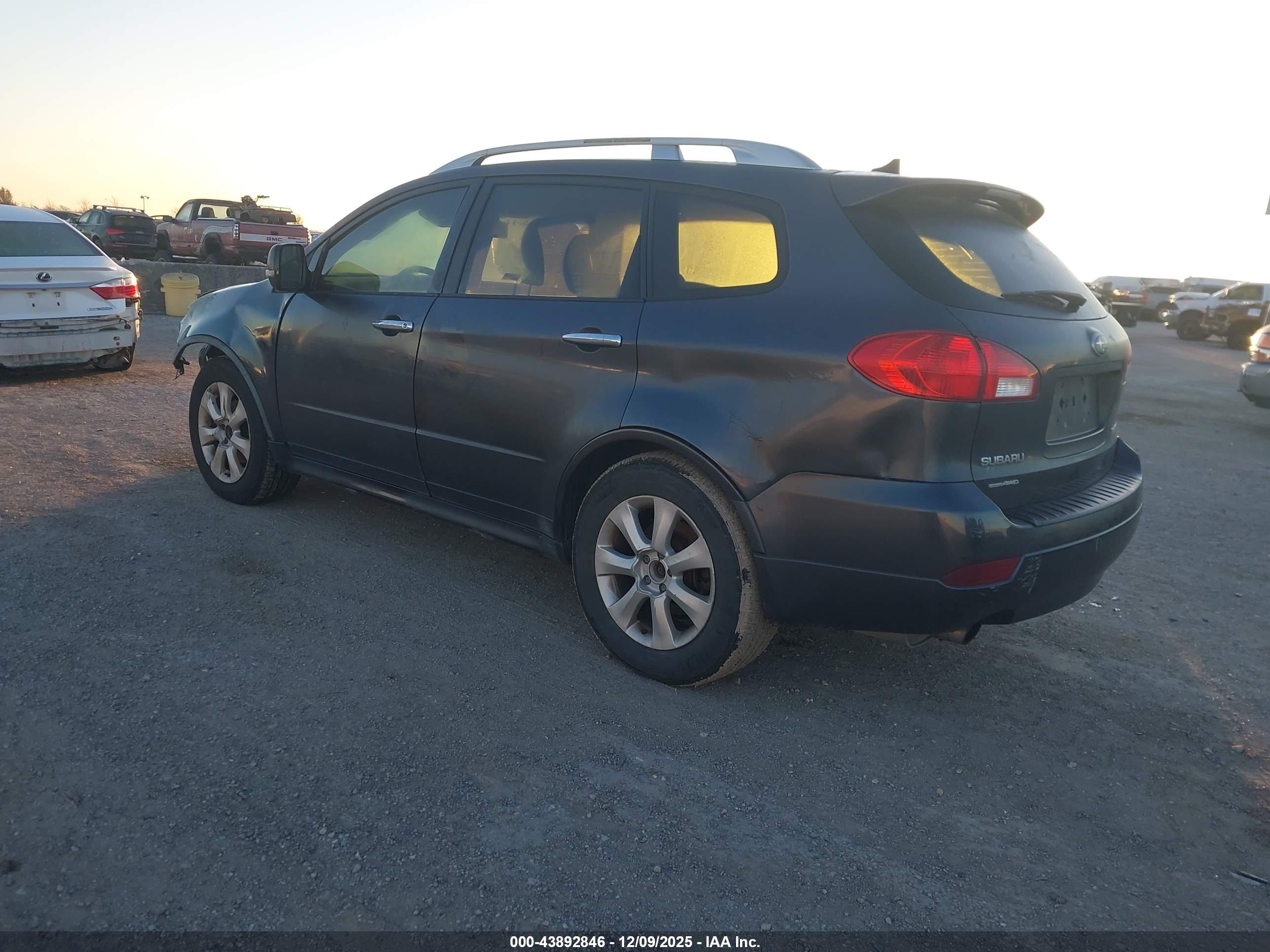 SUBARU TRIBECA image 3