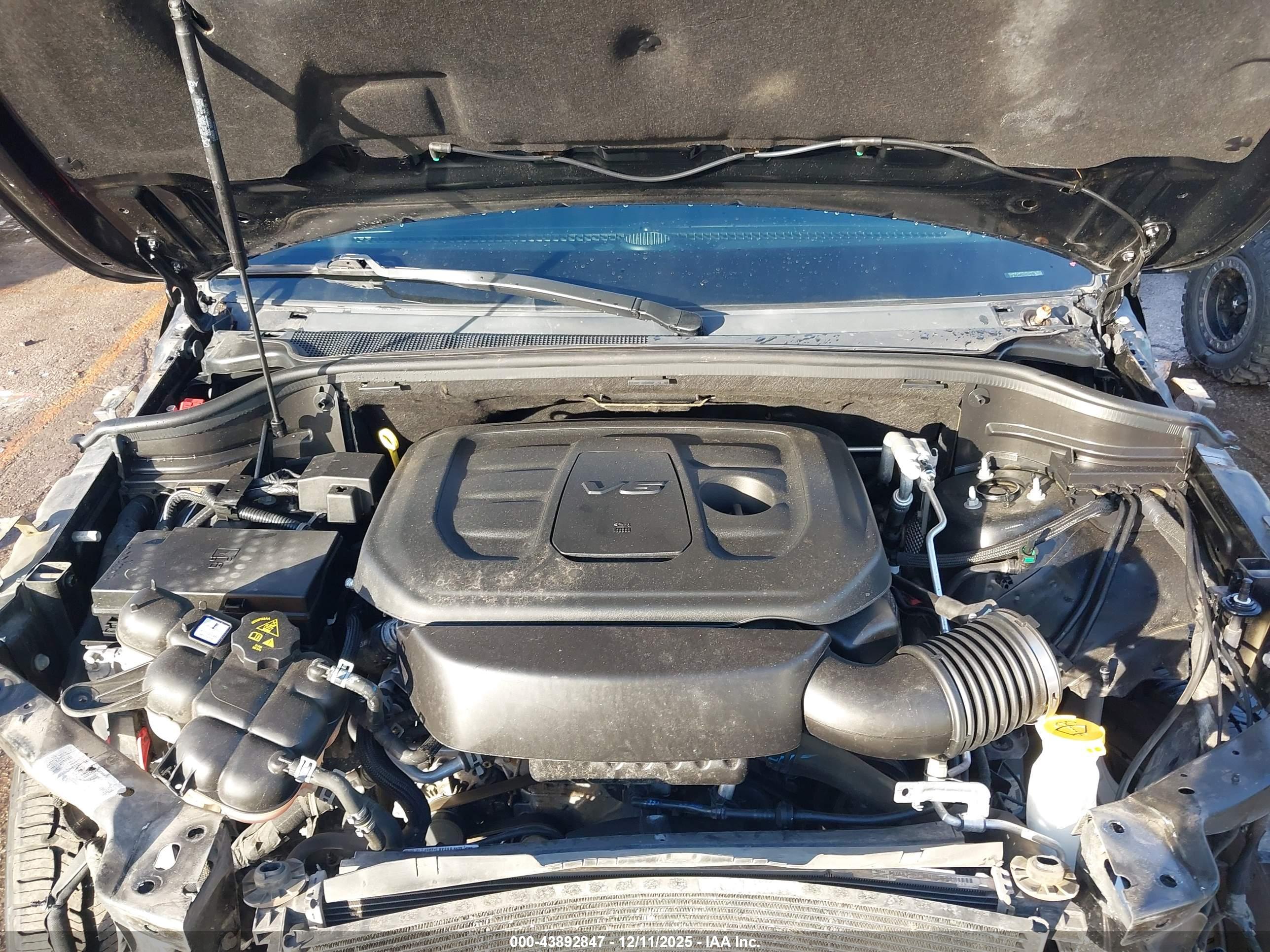 JEEP GRAND image 10