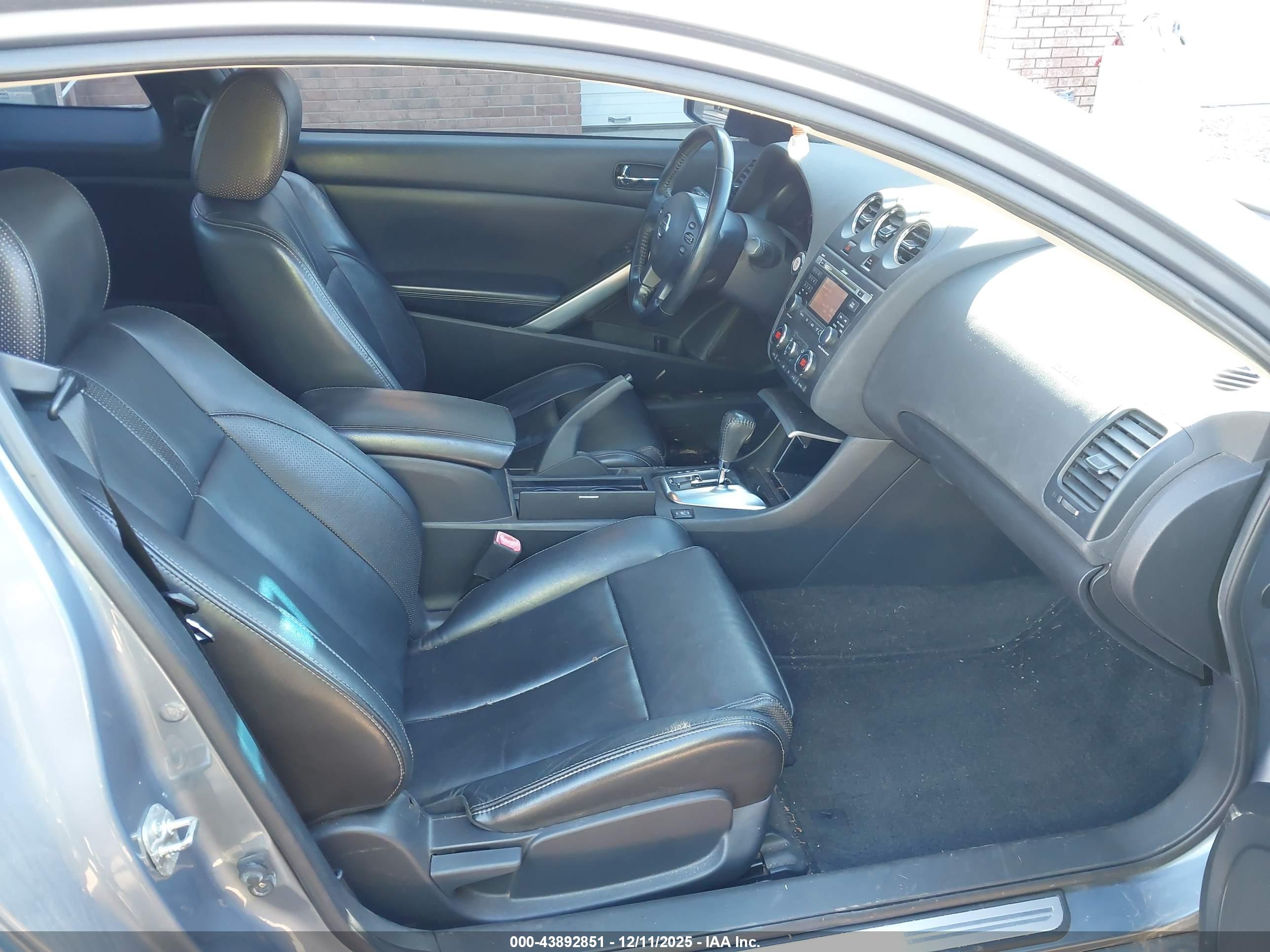 NISSAN ALTIMA image 5